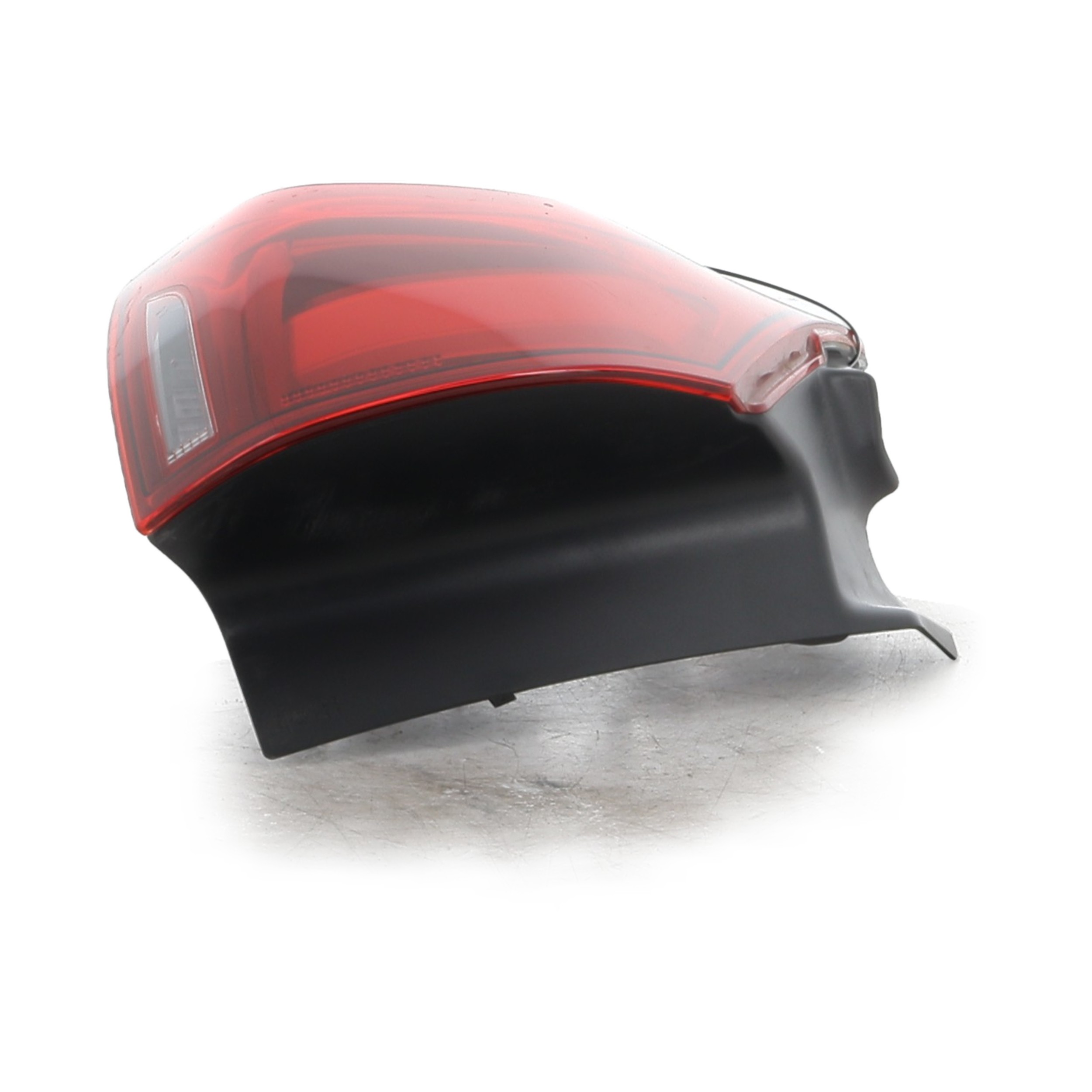 Feu arrière gauche PEUGEOT 2008 1 PH.2 réf. 9826730480 C1-3664F C1-3664F [reference_114427] 5