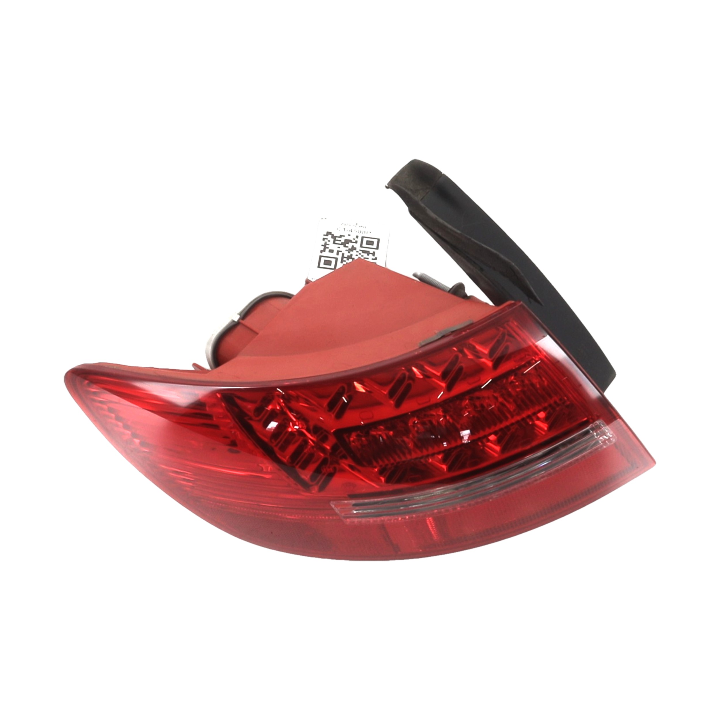 Feu arrière gauche AUDI A6 réf. 4F9945095E C1-4588P C1-4588P