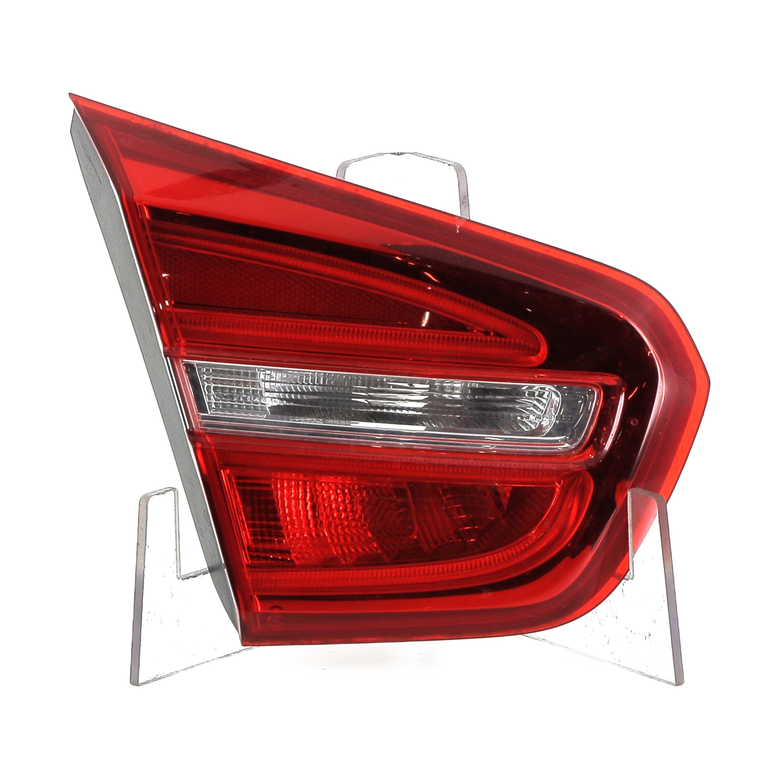 Feu de hayon gauche 1569061358 - MERCEDES CLASSE GLA 1 PH.1 220 CDI - E0-6073B E0-6073B