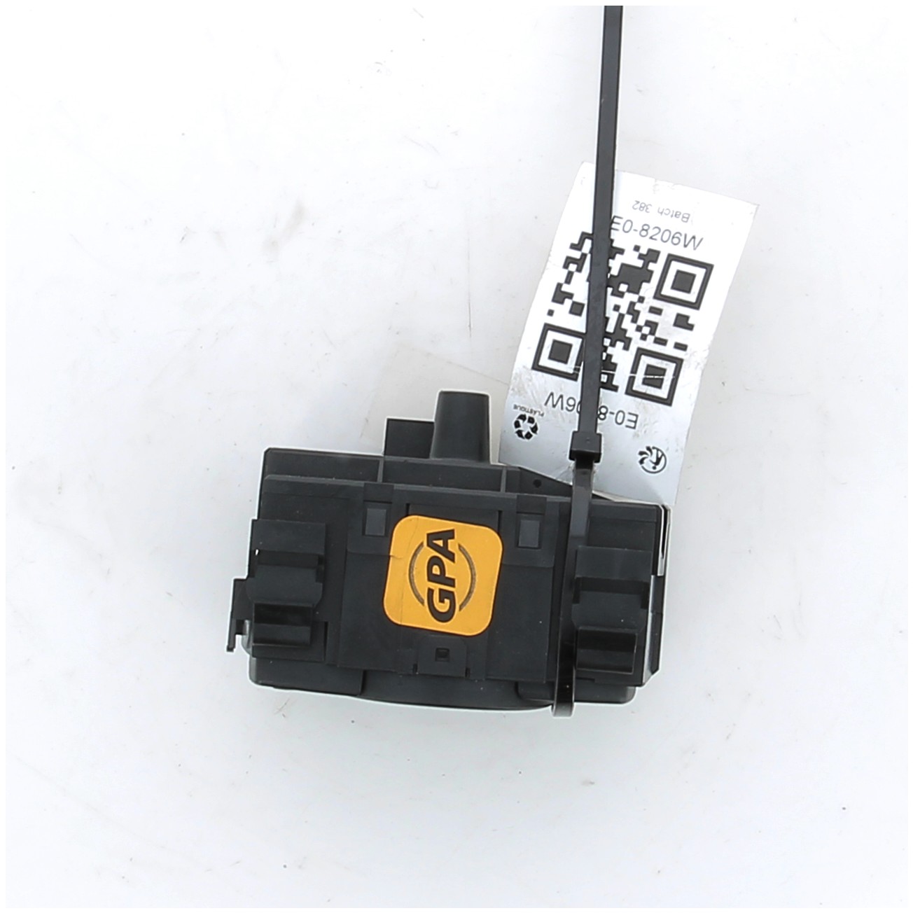 E0-8206W