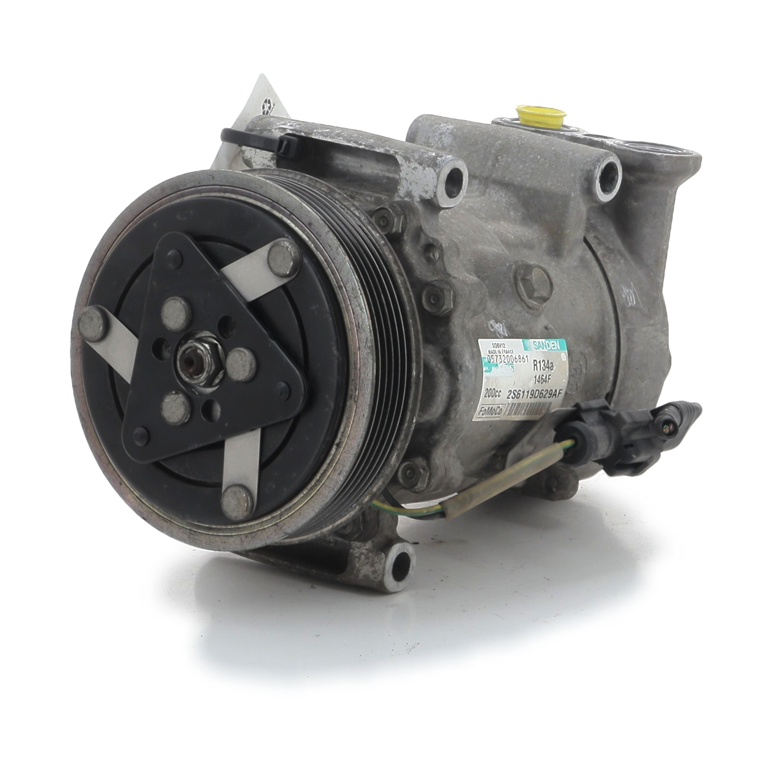 Compresseur de climatisation FORD FIESTA 5 PH.2 1.4 TDCI réf. 1500822 E0-8950Y E0-8950Y