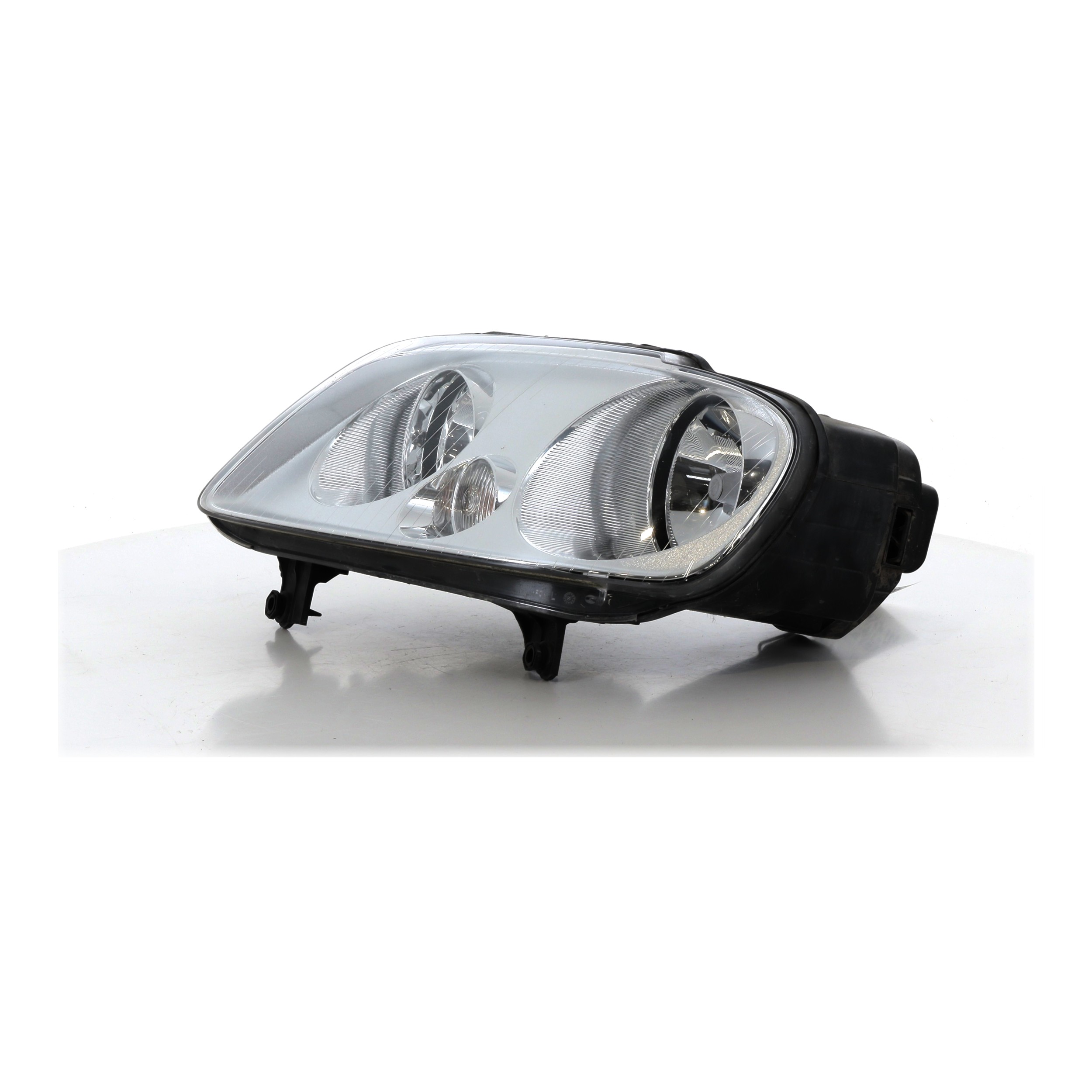 Phare gauche réf. 2K0941005D VOLKSWAGEN CADDY 3 PH.1 E0-9327C E0-9327C