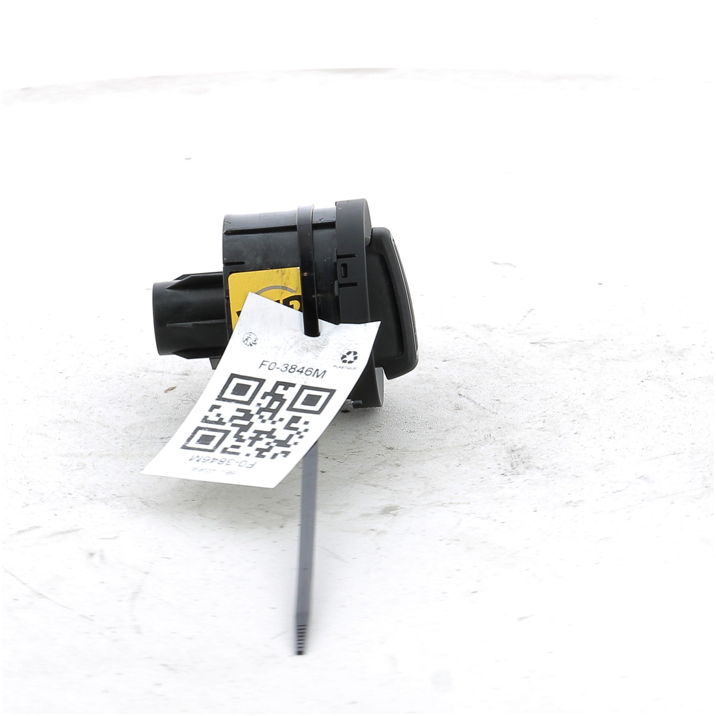 F0-3846M
