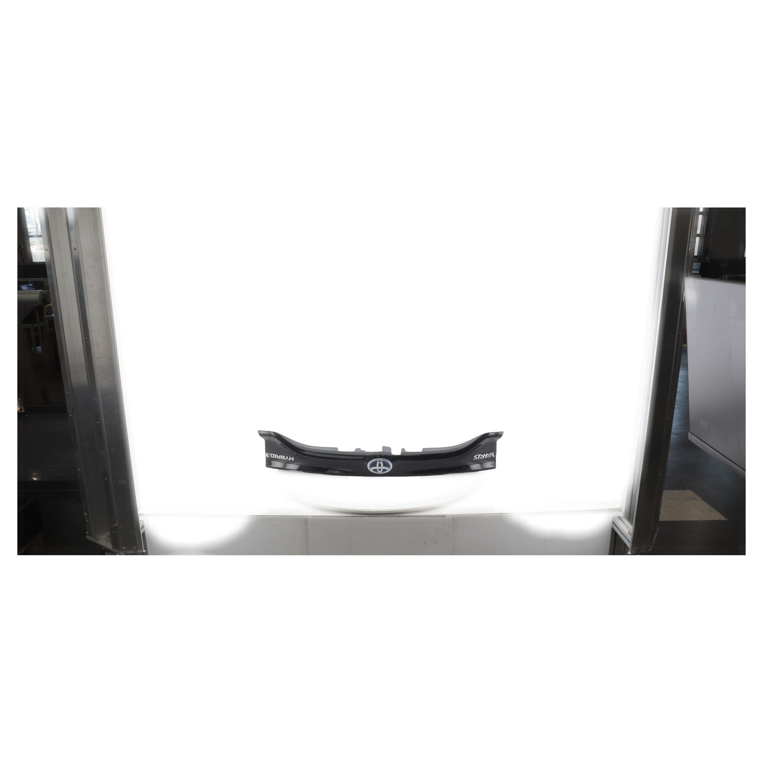 Plaque feu arrière 768010DC51 - TOYOTA YARIS 4 1.5 116H - G0-8344J G0-8344J