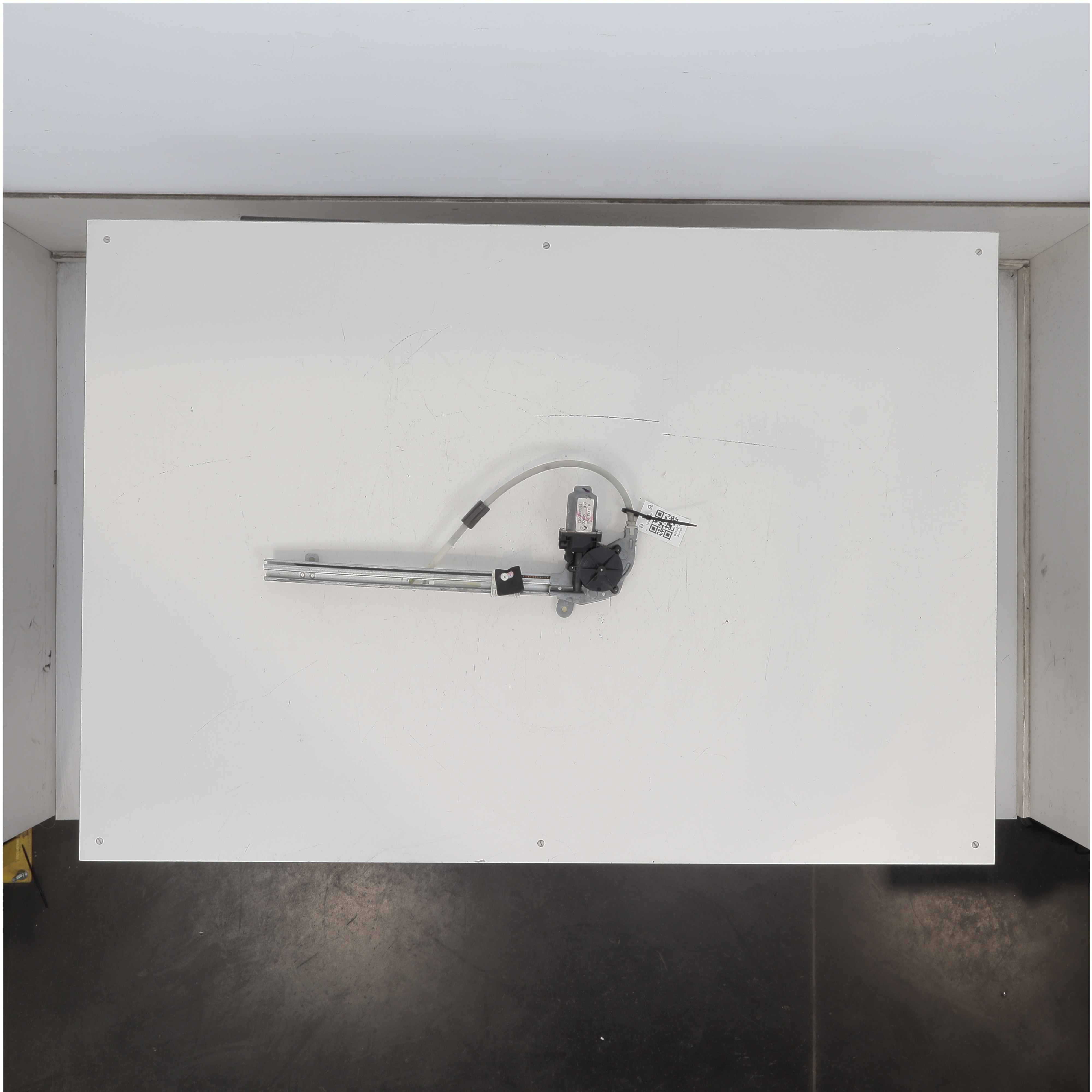 Lève-vitre arrière droit RENAULT LAGUNA 2 PH.2 I0-9837P I0-9837P