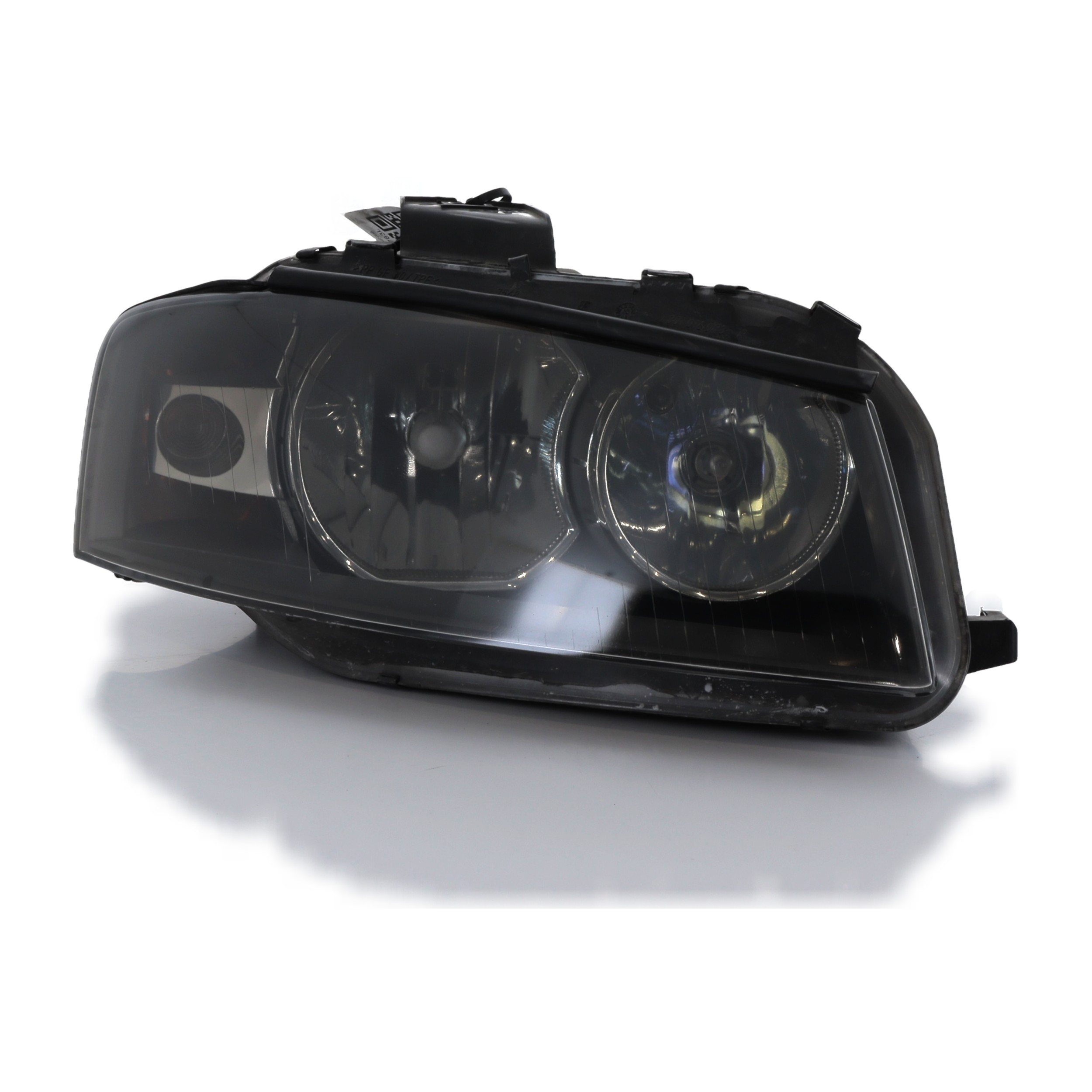 Phare droit réf. 8P0941004K AUDI A3 SPORTBACK 2 PH.1 I1-3783L I1-3783L