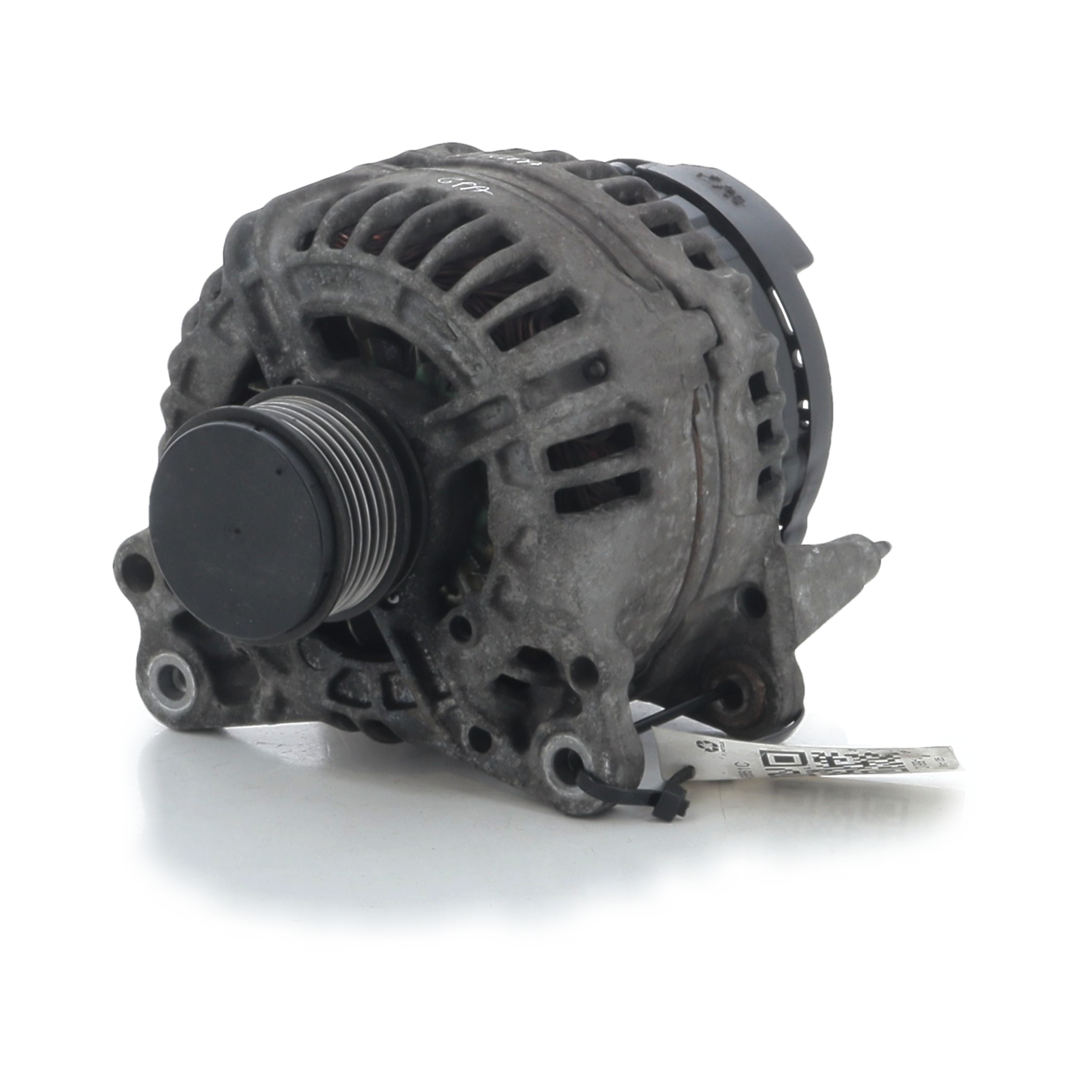 Alternateur VOLKSWAGEN POLO 4 PH.2 1.9 TDI réf. 038903018QX I1-6861C I1-6861C