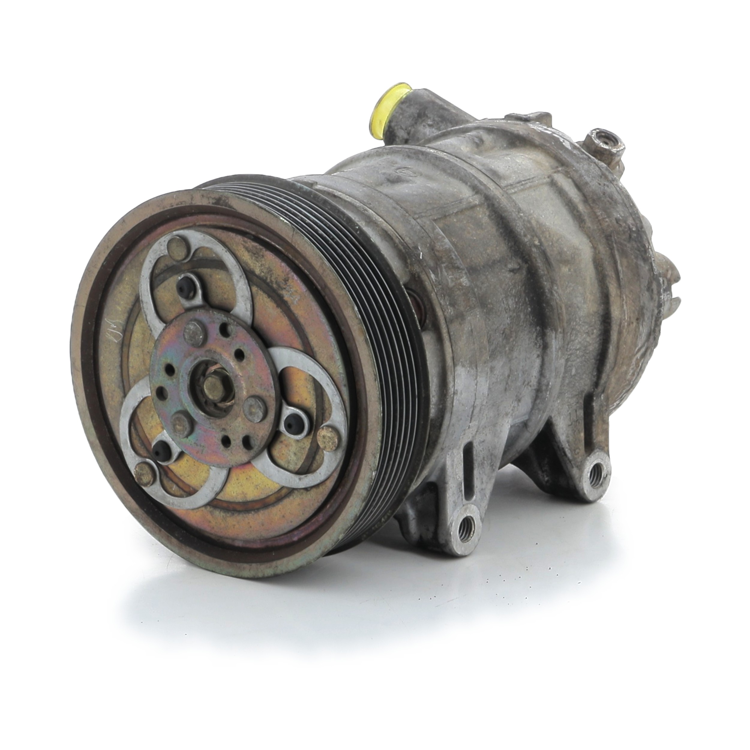 Compresseur de climatisation NISSAN TERRANO 2 PH.4 II réf. 92600-VB800- J0-5592L J0-5592L