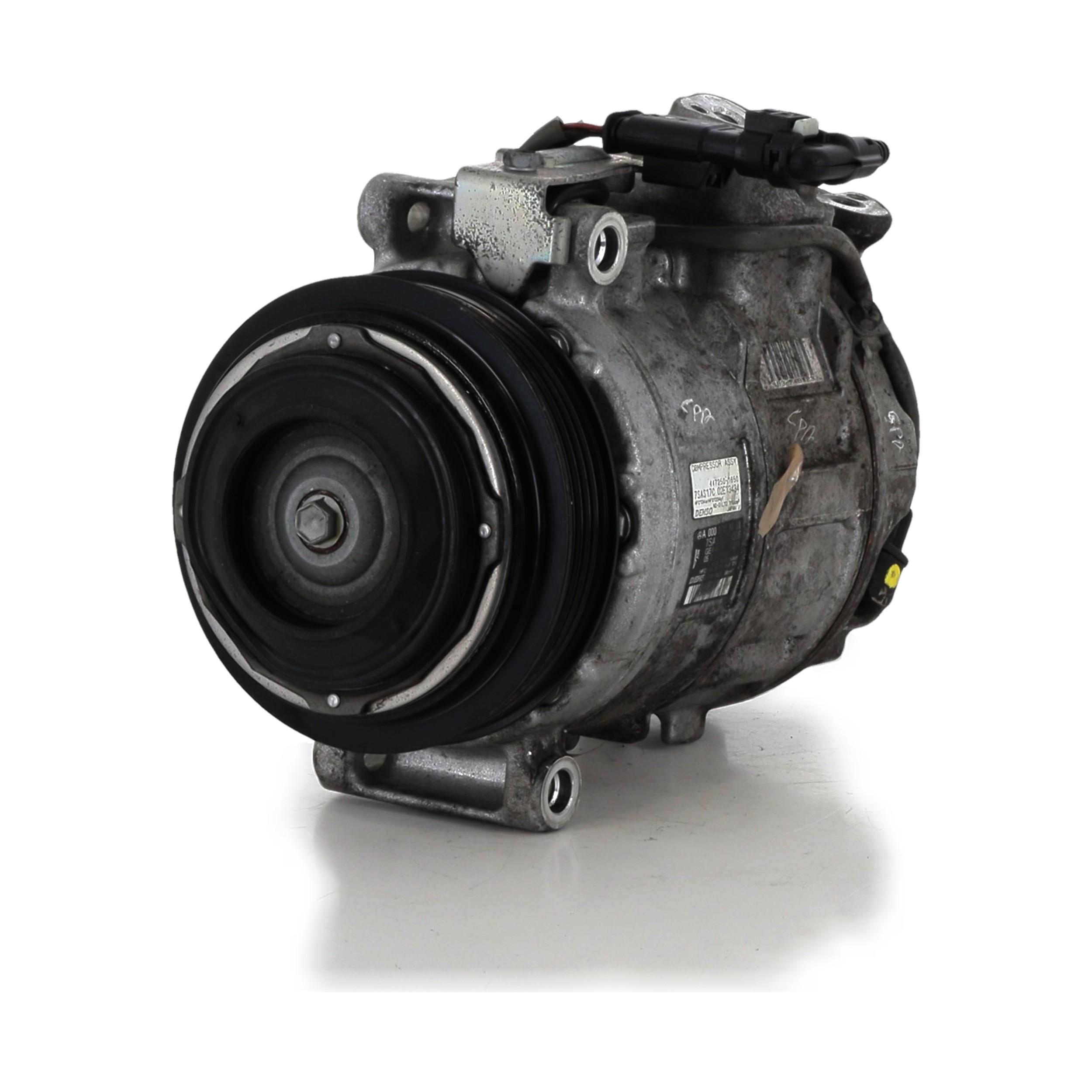 Compresseur de climatisation MERCEDES CLASSE V 2 250 D 4M réf. 0008301401 J1-1147A J1-1147A