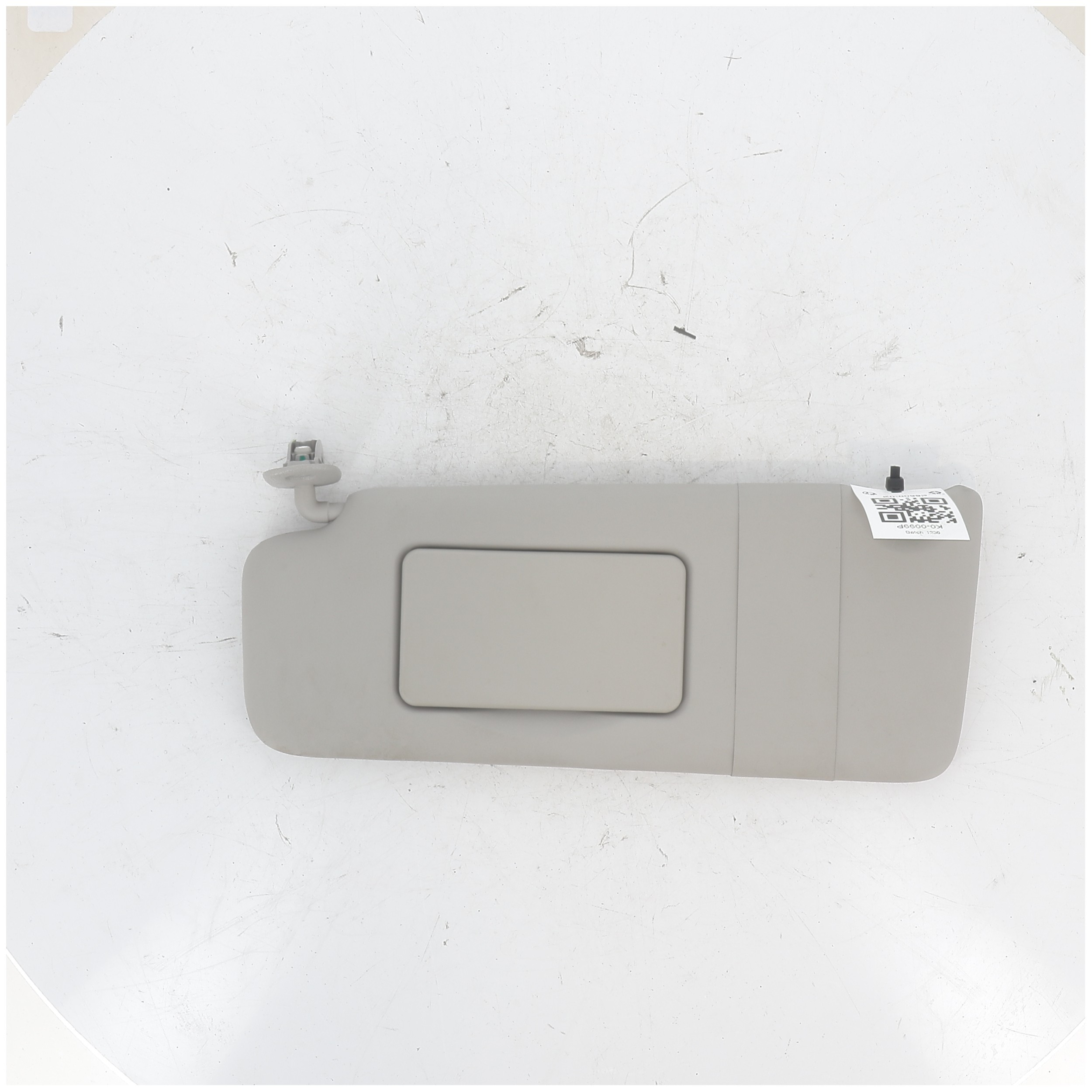 Pare-soleil gauche 964010223R - RENAULT TWINGO 2 PH.2 1.2 16V - K0-0099P K0-0099P