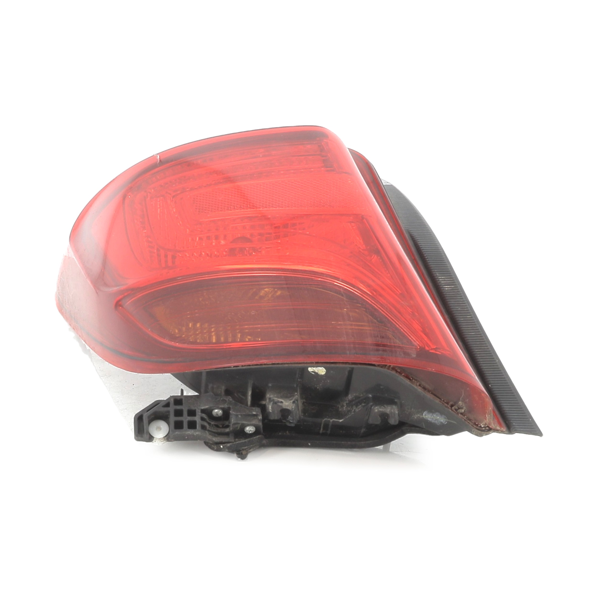 Feu arrière gauche TOYOTA YARIS 3 PH.2 réf. 815610D600 K0-1170P K0-1170P