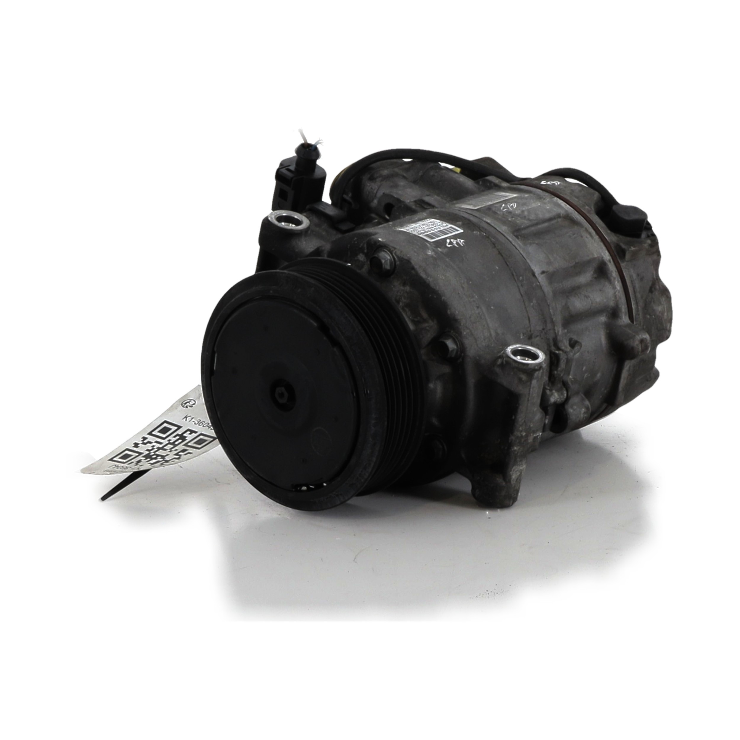 Compresseur de climatisation AUDI A4 2 PH.2 3.0 TDIQ réf. 8E0260805CD K1-3604J K1-3604J