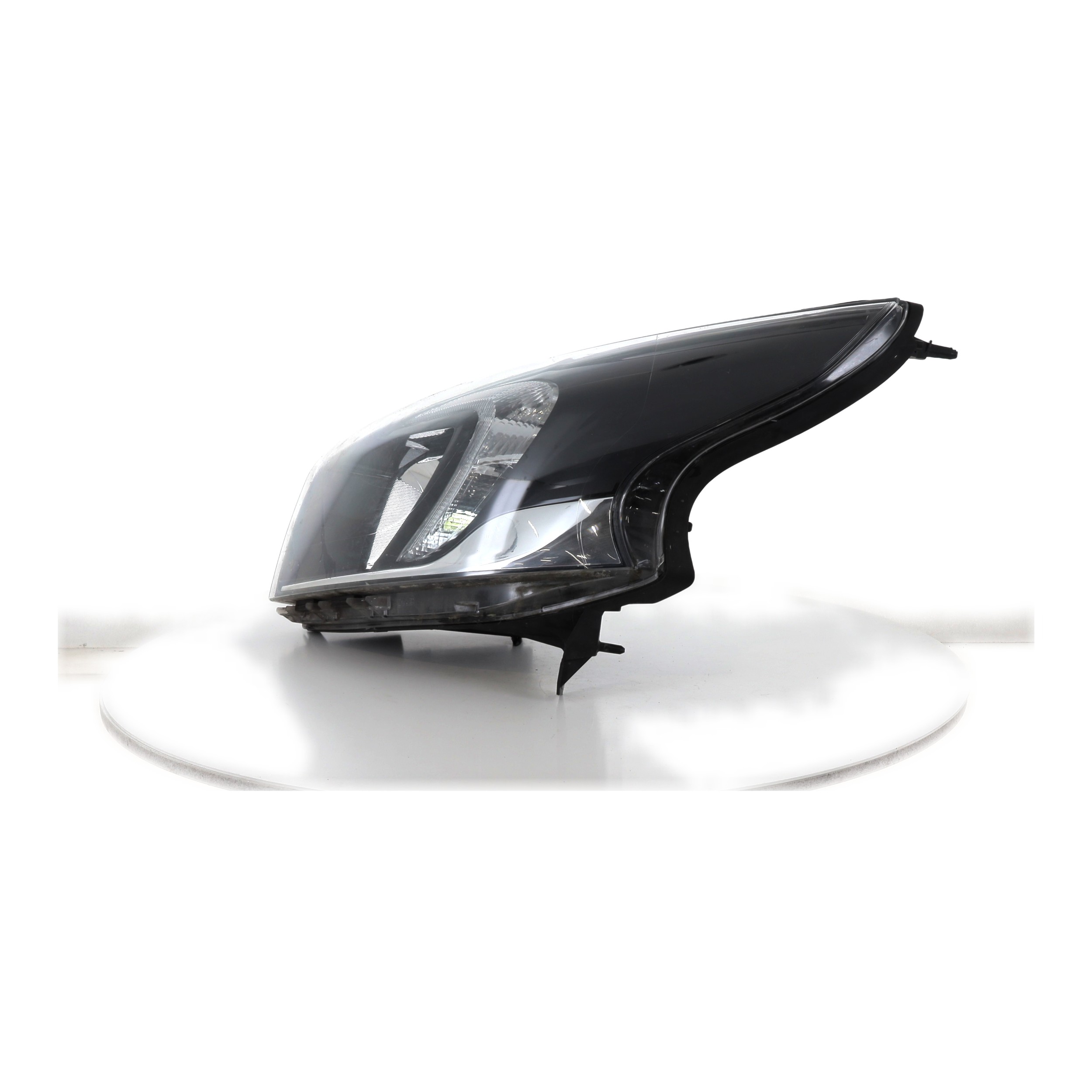 Phare gauche réf. 95527870 OPEL VIVARO 2 L1-0521L L1-0521L