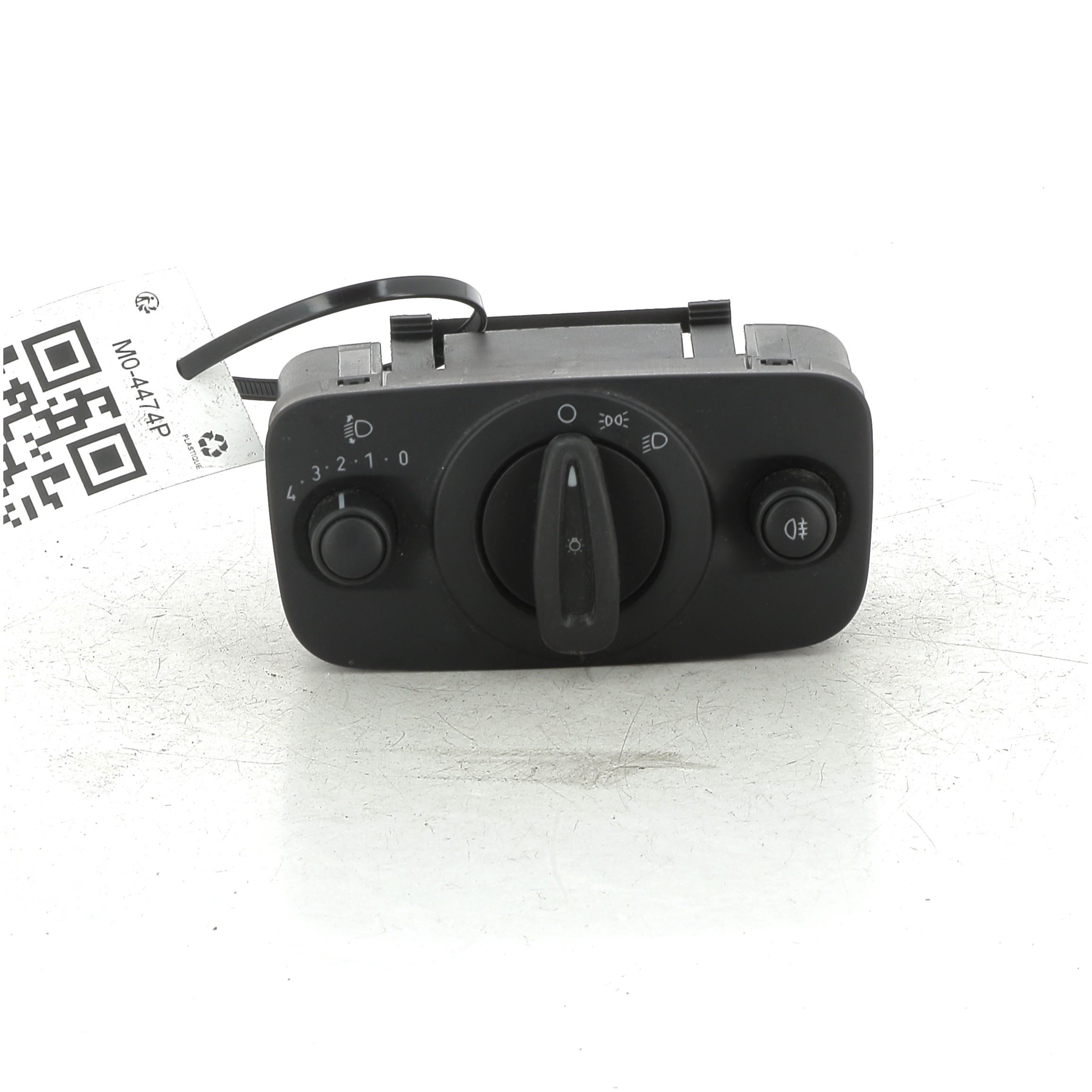 Interrupteur d'éclairage 1737010 - FORD FIESTA 6 PH.1 1.2 82 - M0-4474P M0-4474P