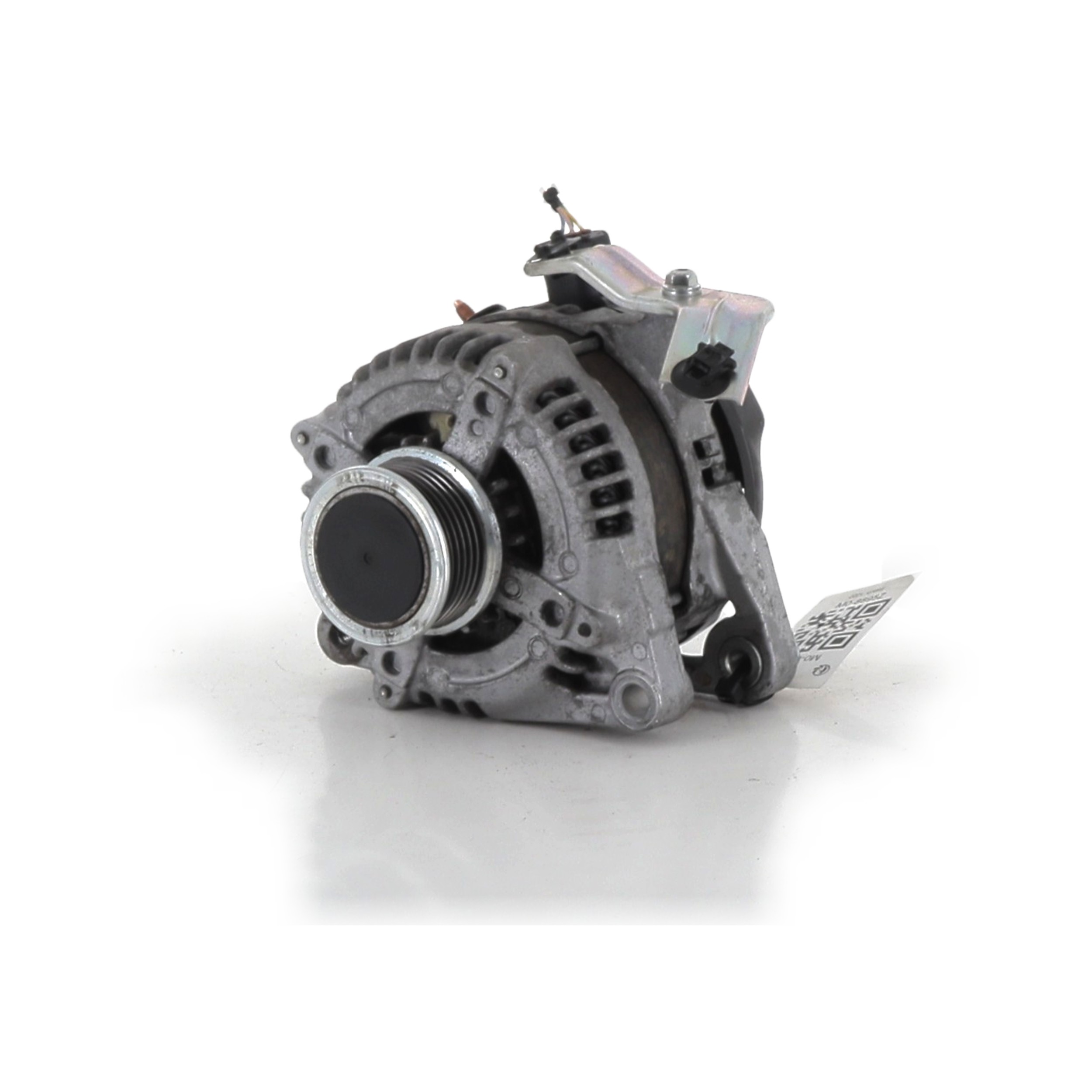 Alternateur TOYOTA YARIS 2 PH.2 1.4 D4D réf. 270600N040 M0-8895Z M0-8895Z