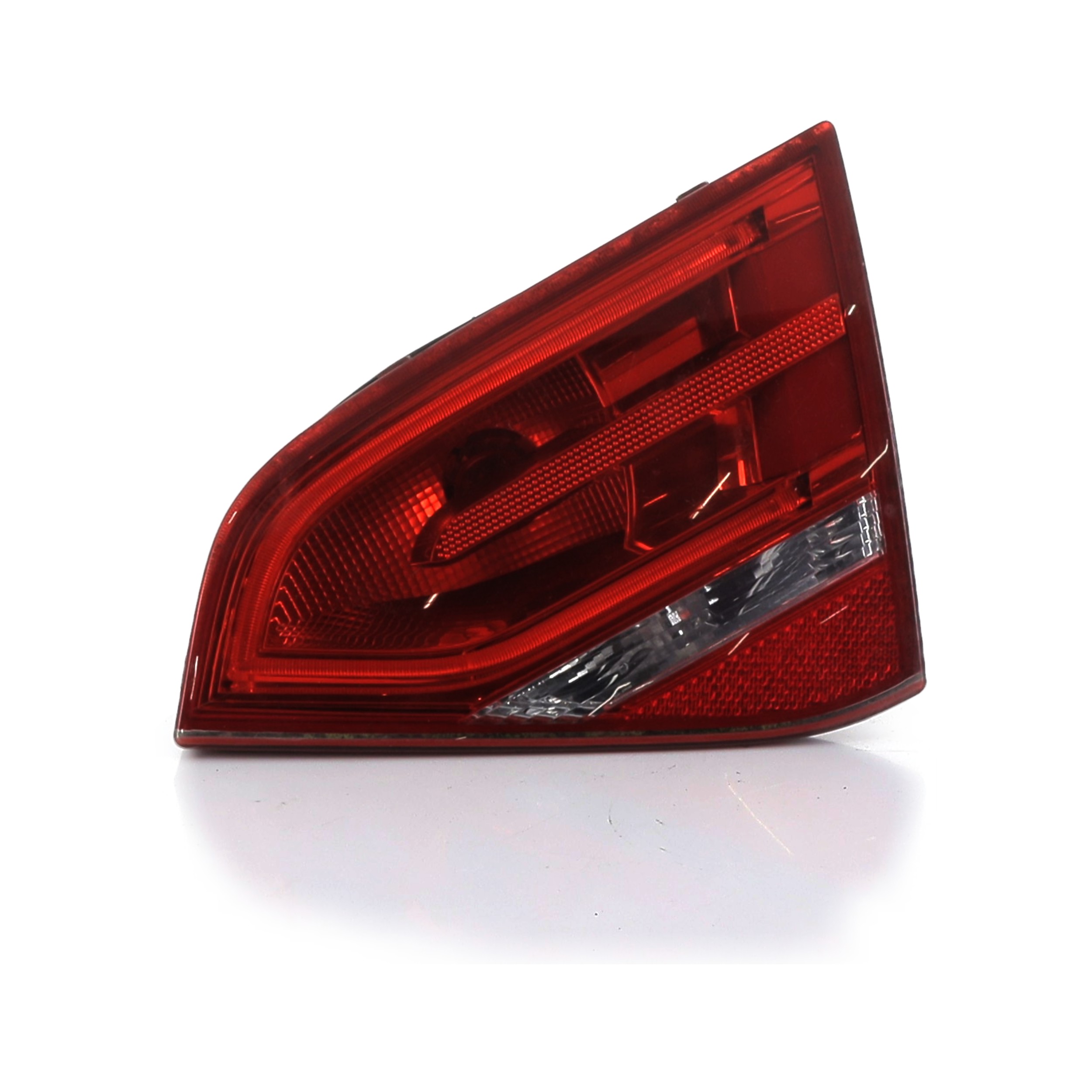 Feu de hayon droit 8P7945094 - AUDI A3 2 PH.2 1.9 TDI - M1-5995Q M1-5995Q