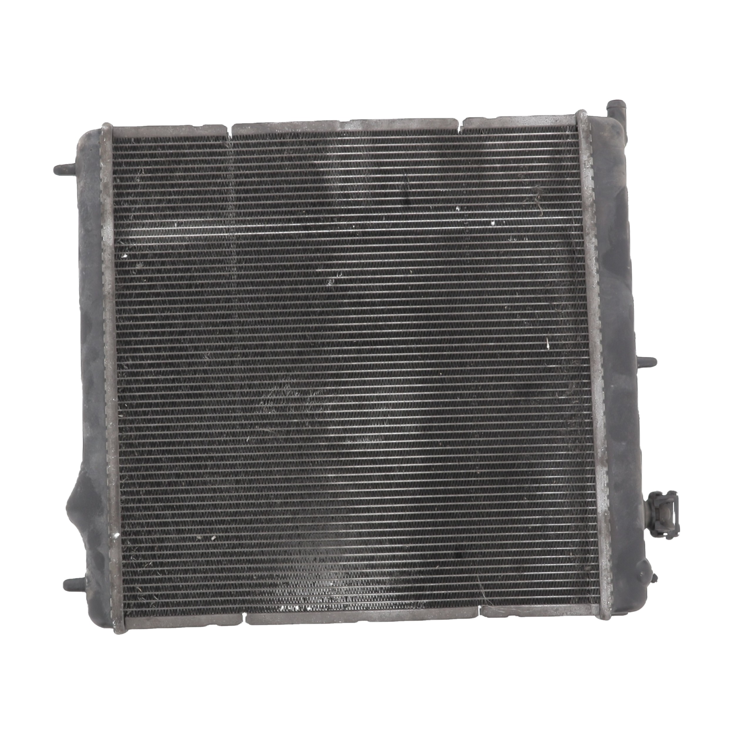 Radiateur d'eau PEUGEOT 207 1.4 HDI réf. 1330Q5 M1-6156M M1-6156M
