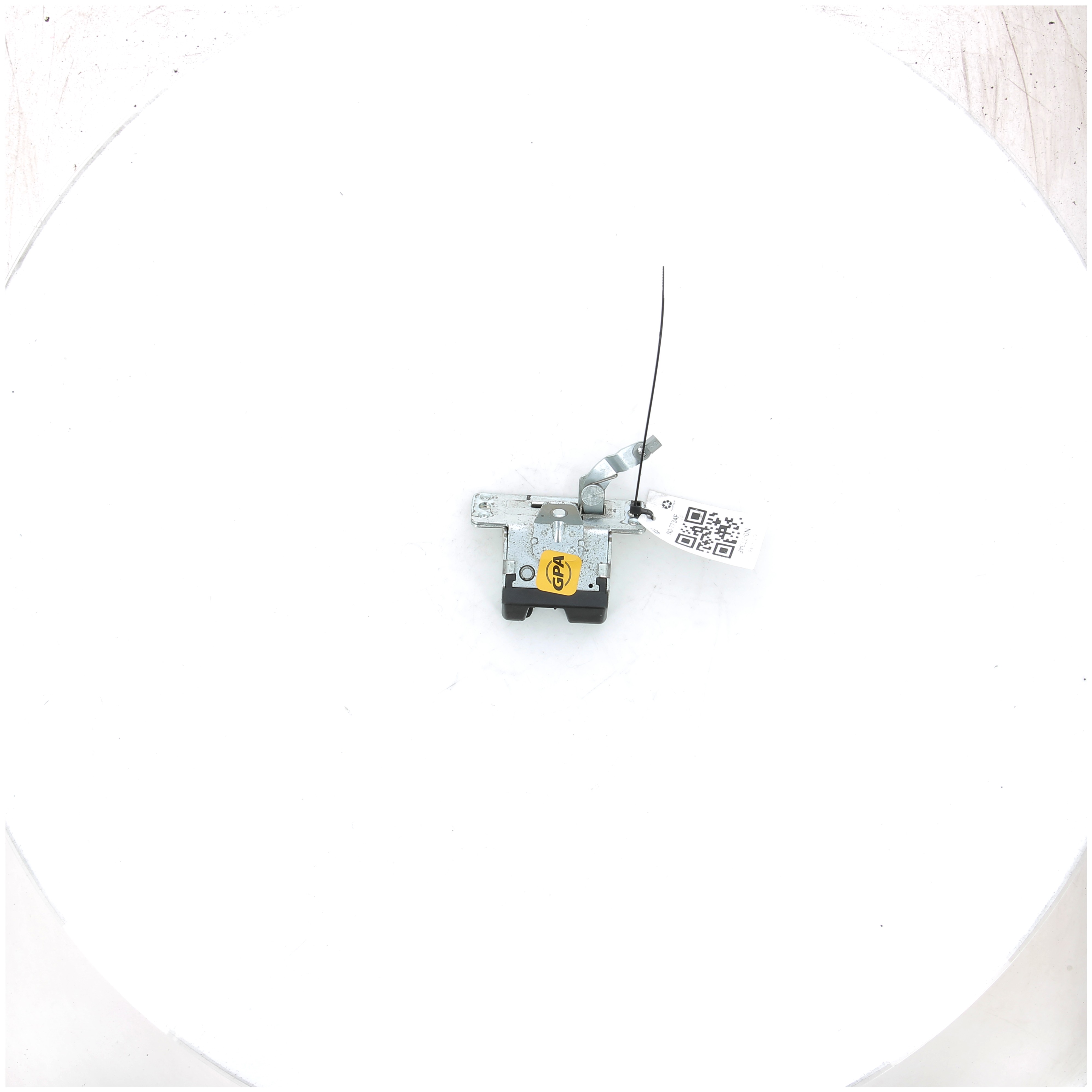 SERRURE DE HAYON 90534769 - OPEL CORSA C PH.2 1.2 16V - N0-7734F N0-7734F