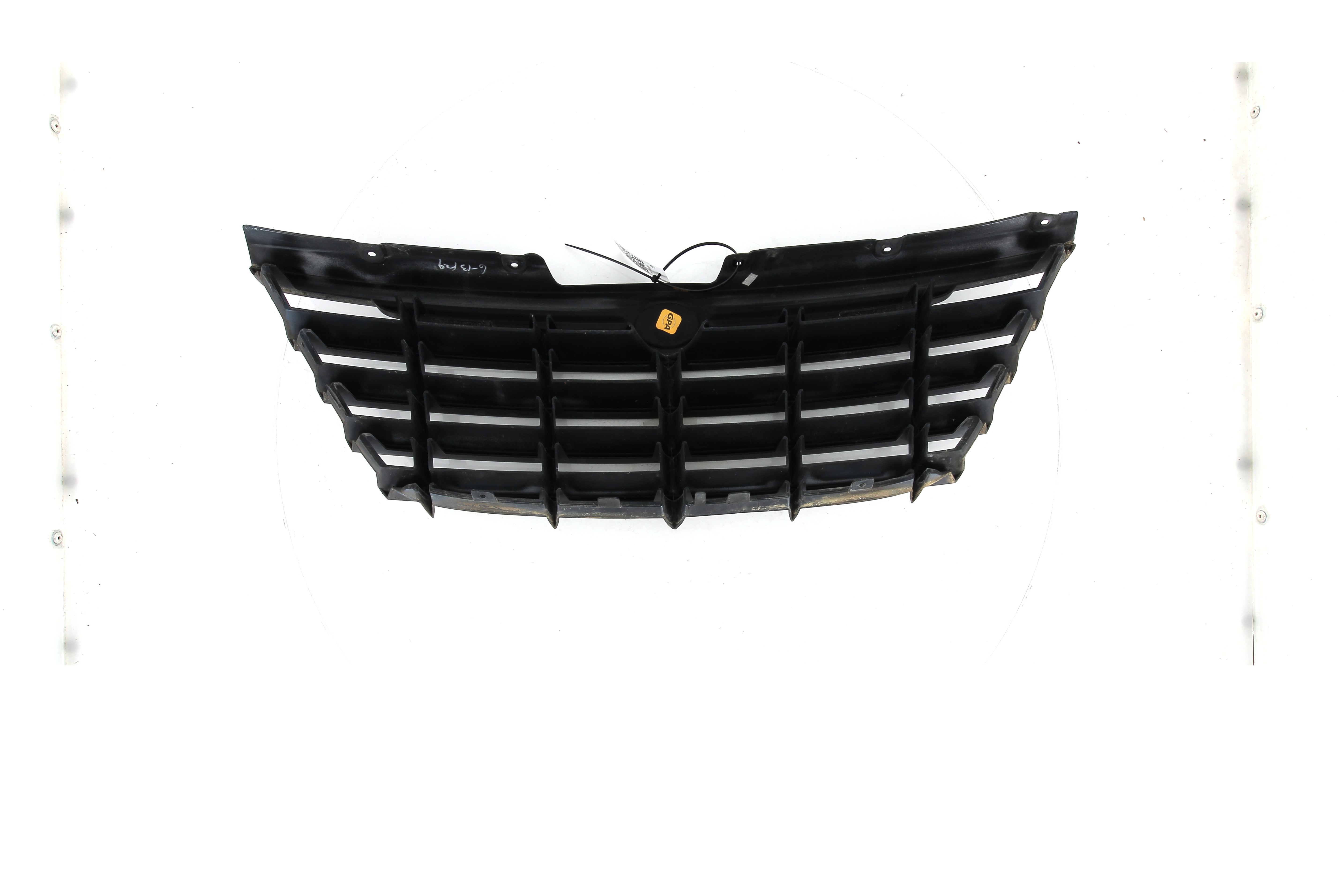 Calandre 00K68031754AA - CHRYSLER GRAND VOYAGER 4 PH.2 CRD - P0-5643R P0-5643R [reference_2335492] 2