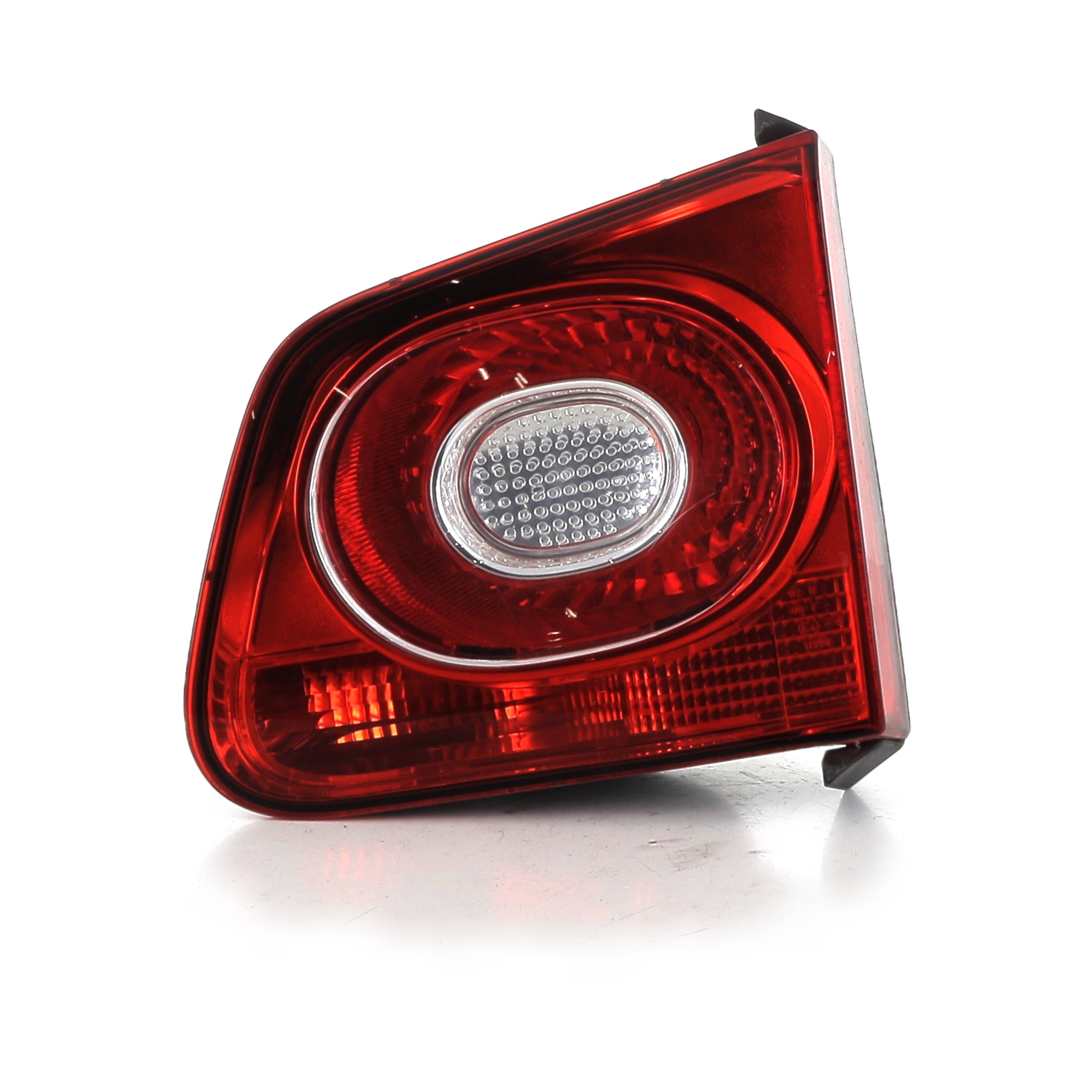 Feu de hayon droit 5N0945108C - VOLKSWAGEN TIGUAN 1 PH.1 2.0 TDI - P1-3474I P1-3474I