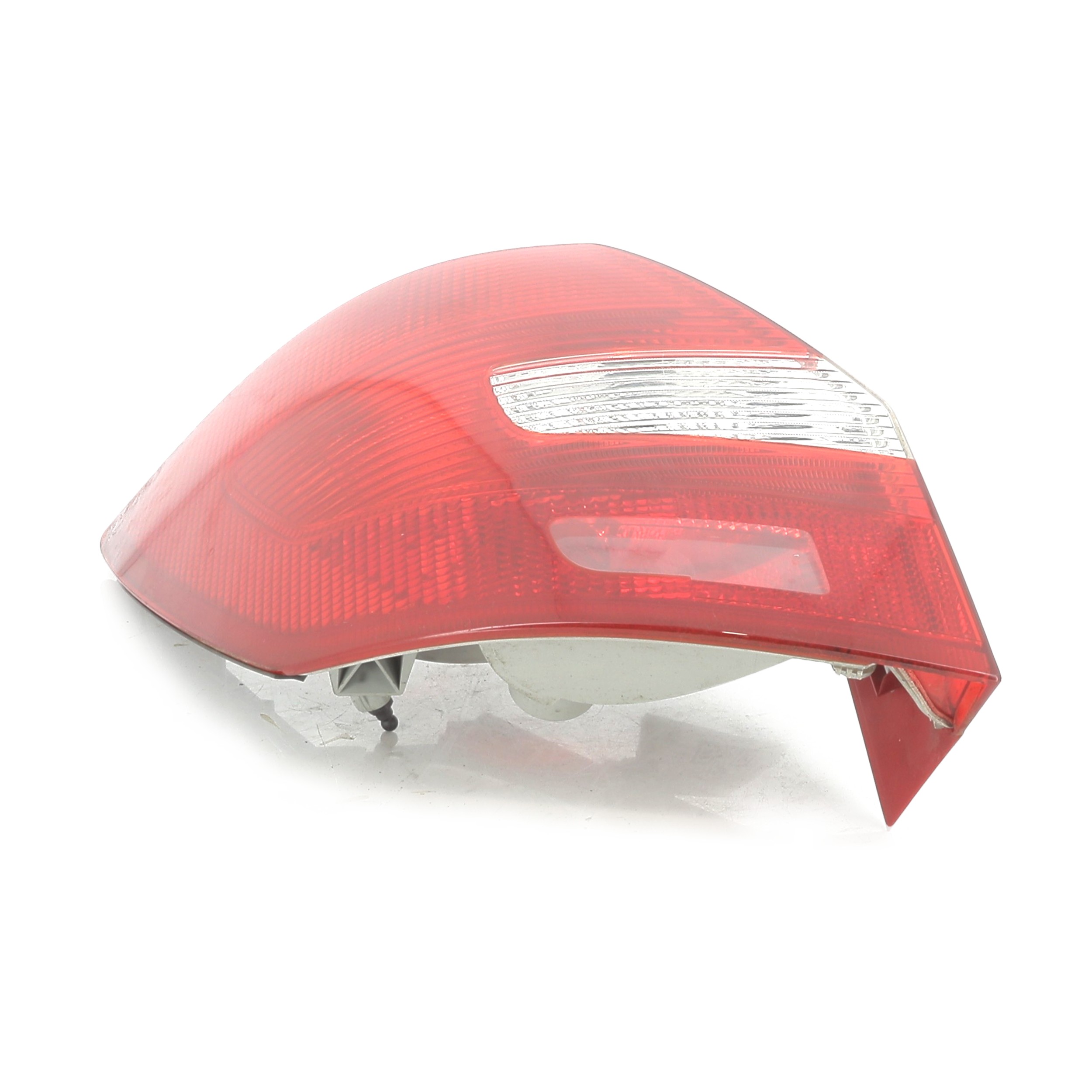 Feu arrière gauche SKODA FABIA 2 PH.1 réf. 5J6945111 P1-6916M P1-6916M