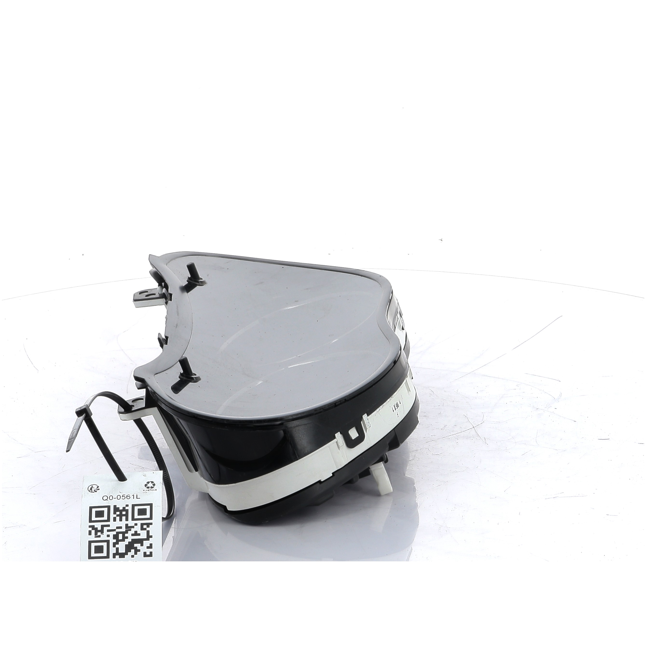 Q0-0561L