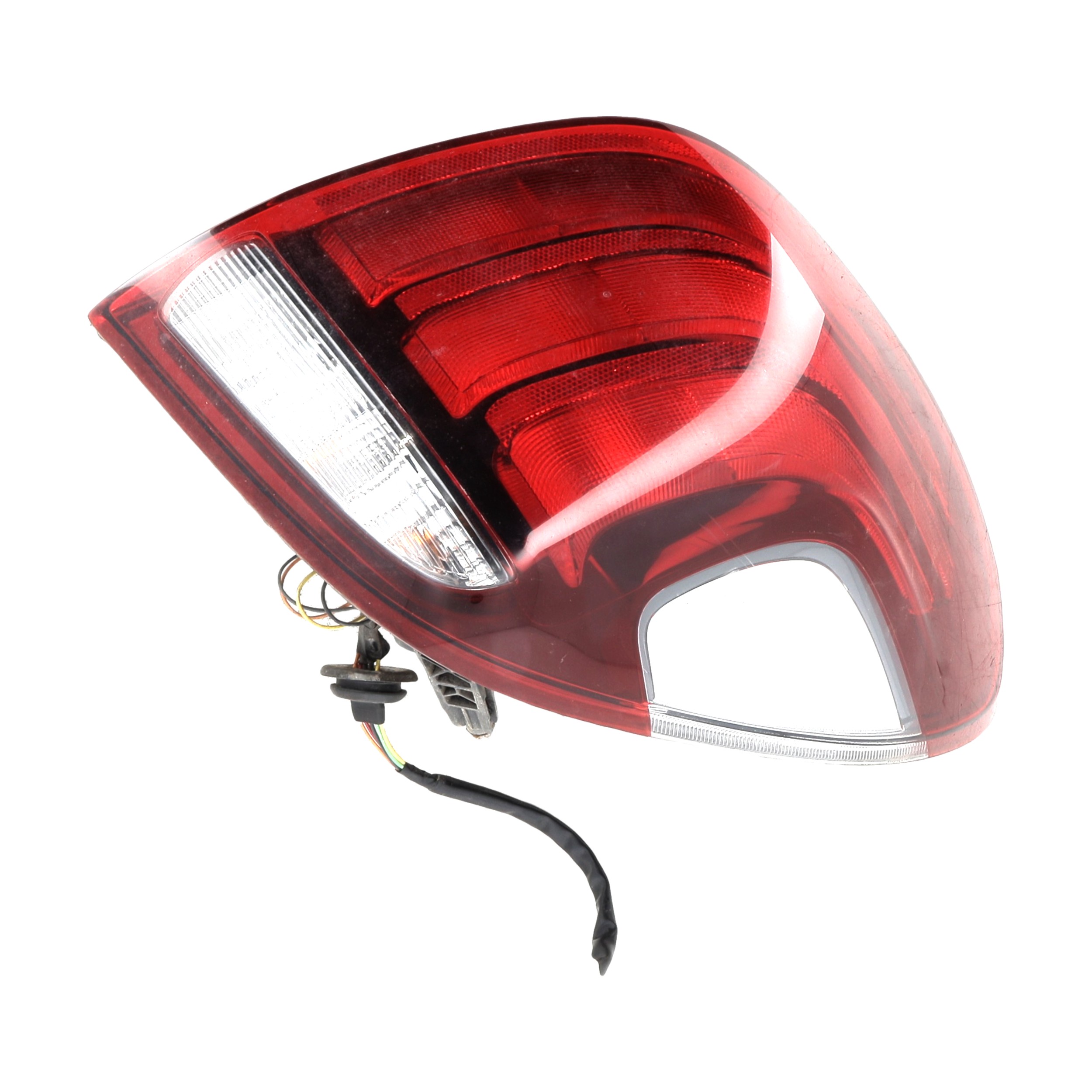 Feu arrière droit PEUGEOT 108 réf. B001031180 Q0-2042S Q0-2042S