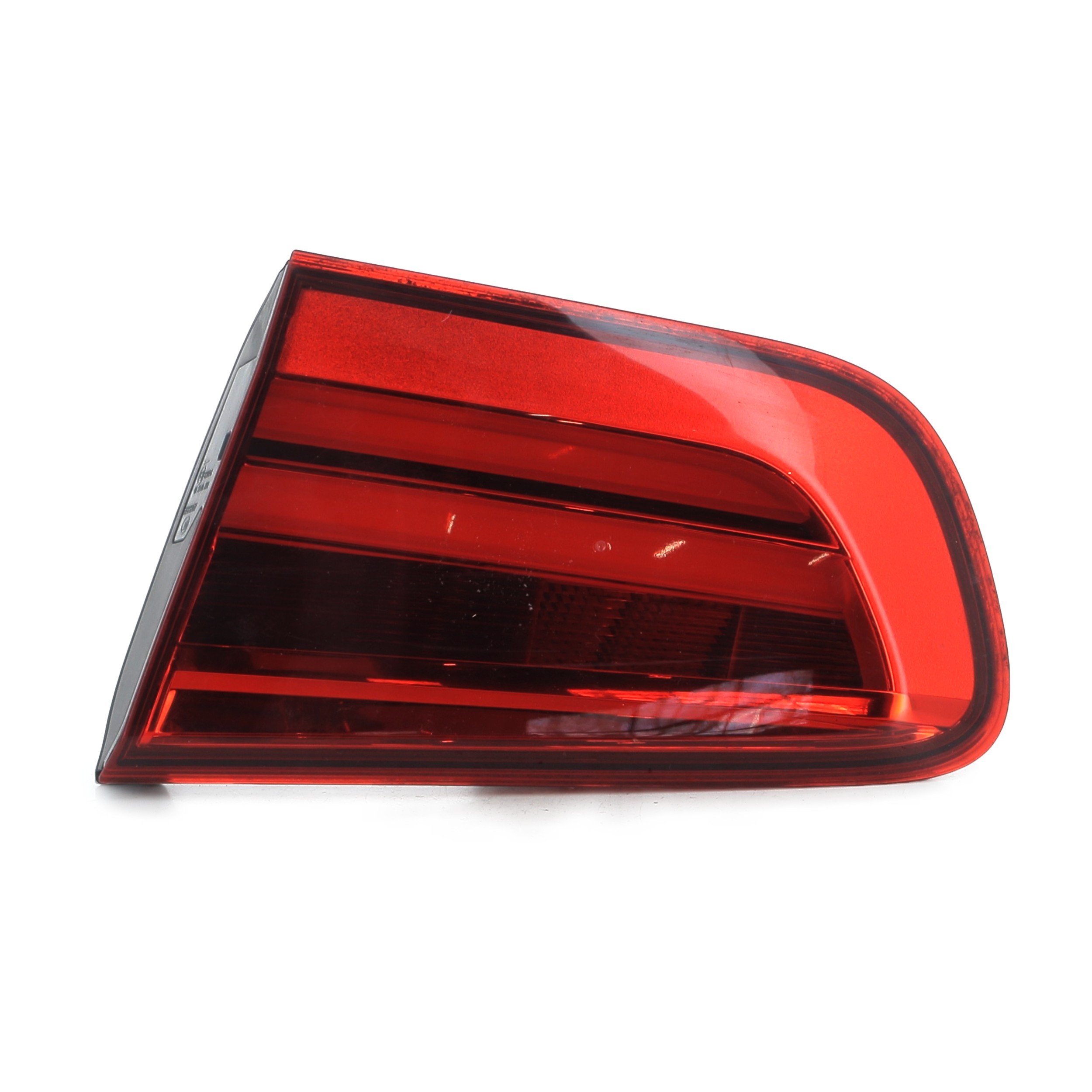 Feu de hayon droit 63217359020 - BMW SERIE 1 2 PH.2 120 D - Q0-3988X Q0-3988X