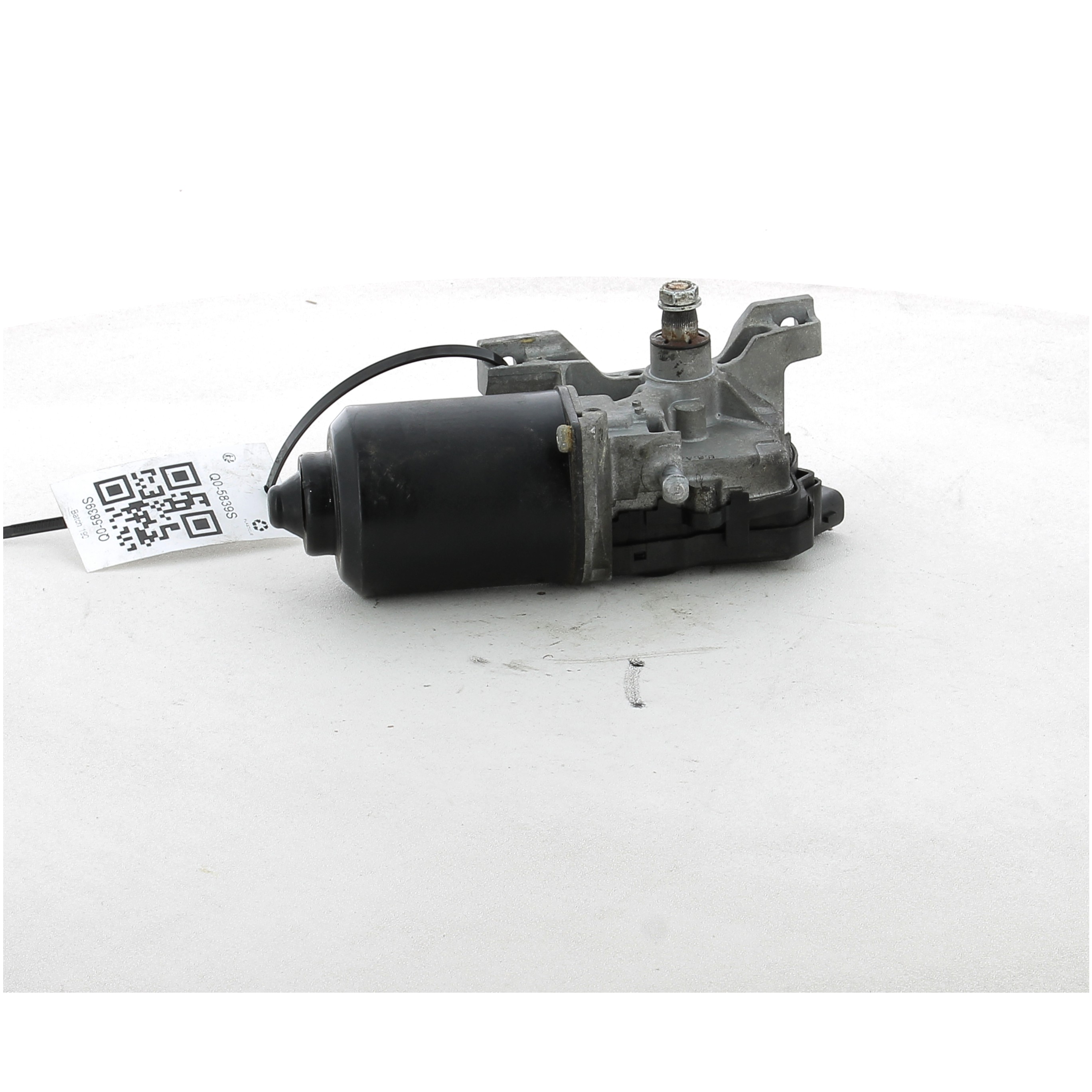 Moteur d'essuie glace avant réf. 5139091AA CHRYSLER 300C PH.1 Q0-5839S Q0-5839S