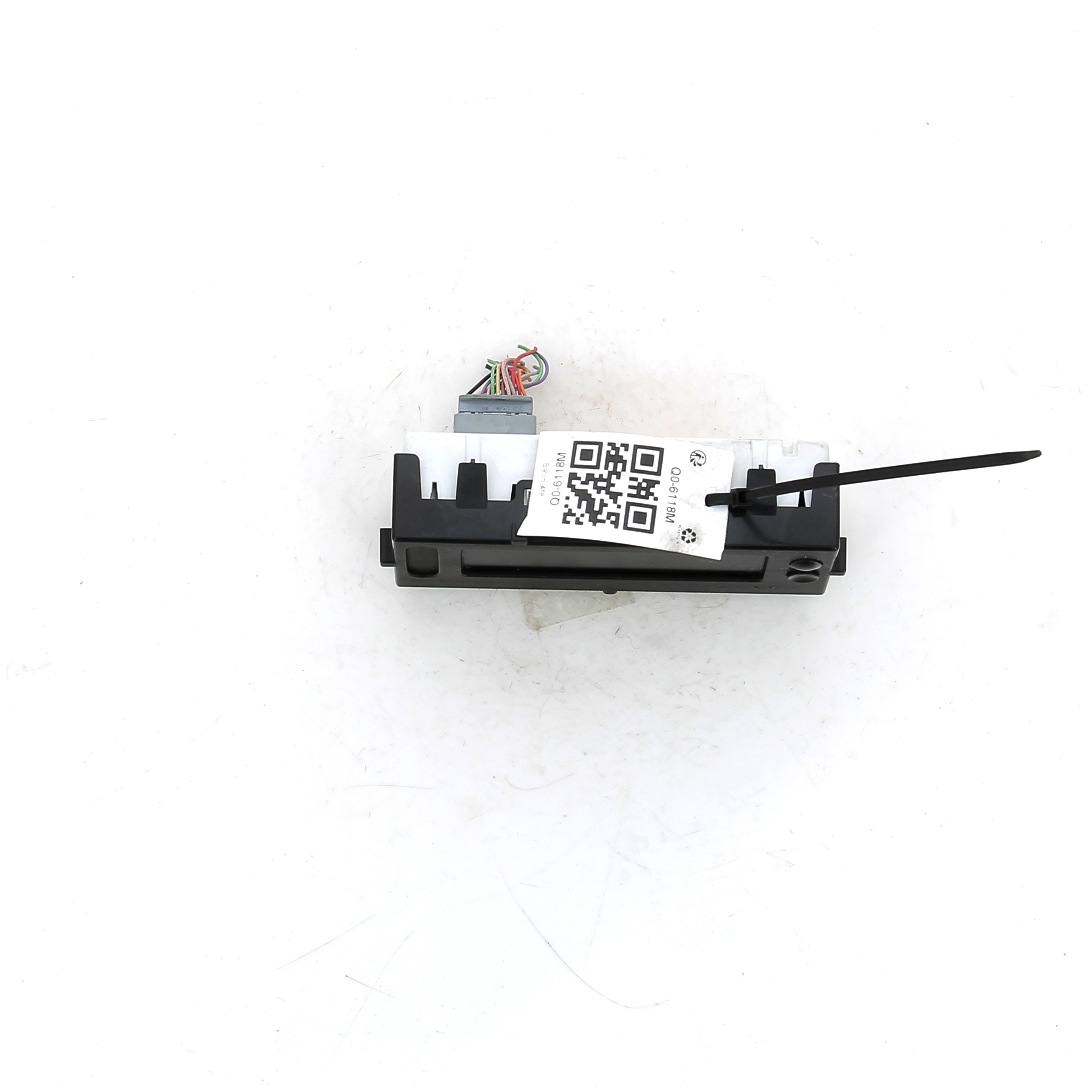 Q0-6118M