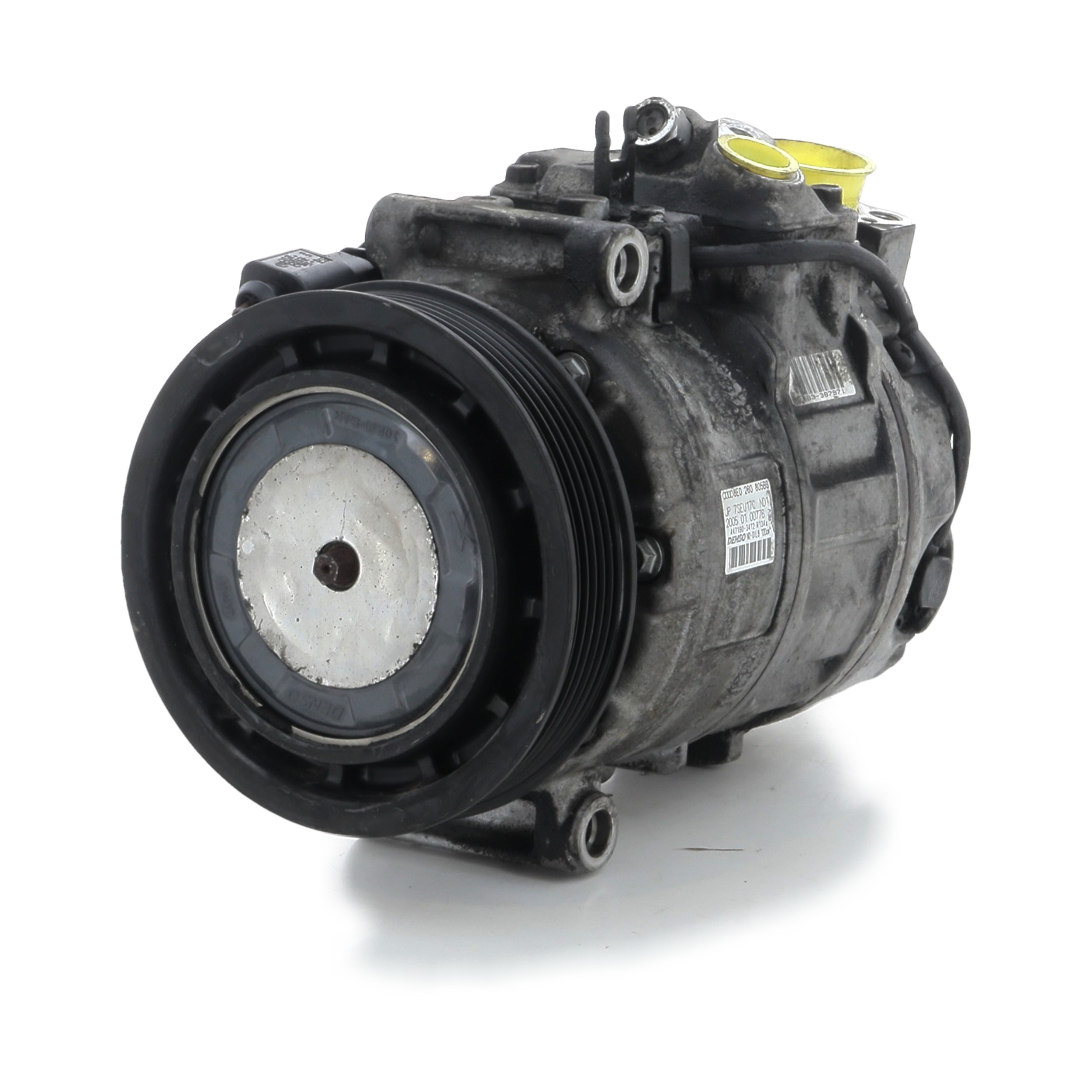 Compresseur de climatisation AUDI A4 2 PH.2 3.2 FSIQ réf. 8E0260805CE Q0-8045W Q0-8045W