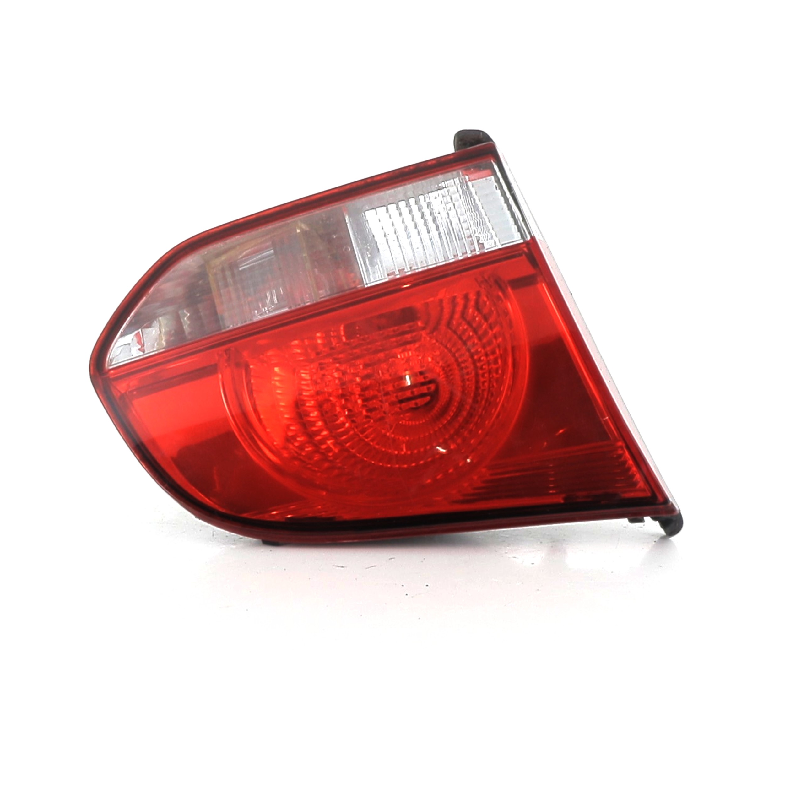 Feu de hayon gauche 5K0945093G - VOLKSWAGEN GOLF 6 1.6 TDI - Q1-1296H Q1-1296H