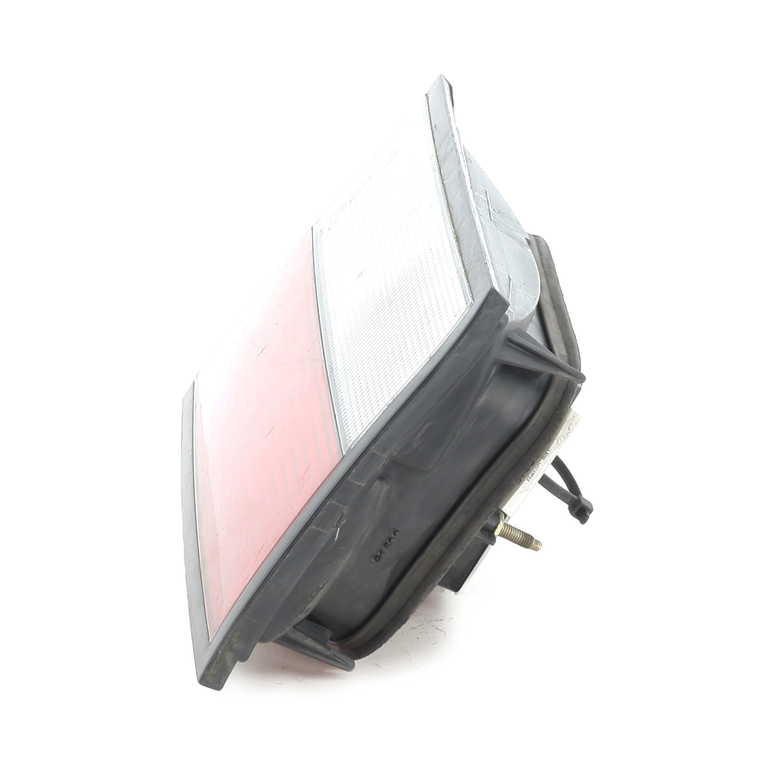 Feu de hayon gauche 00006350K1 - CITROEN XANTIA PH.2 HDI - Q1-3724F Q1-3724F