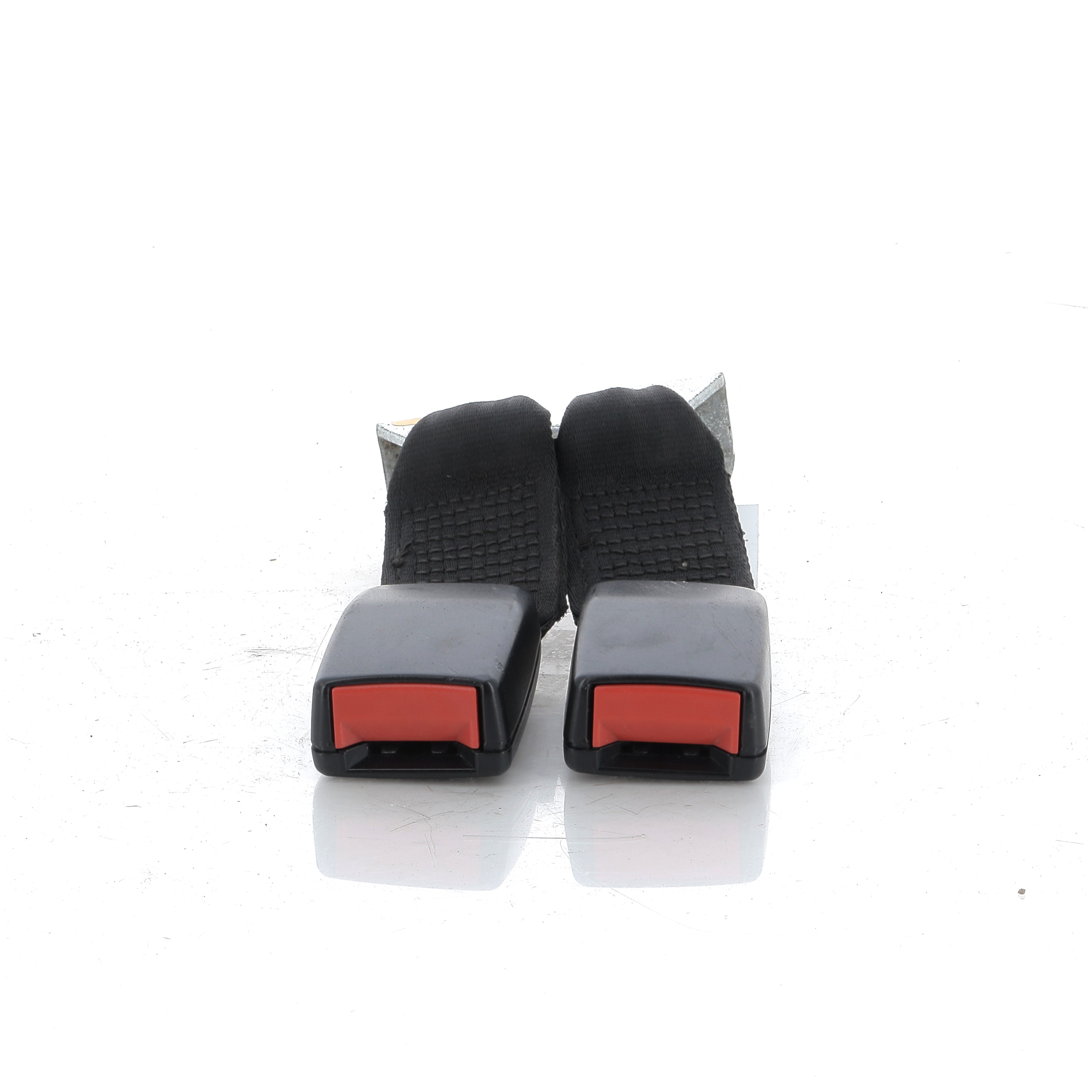 Attache ceinture arrière droit FORD FIESTA 5 PH.2 R0-4811W R0-4811W