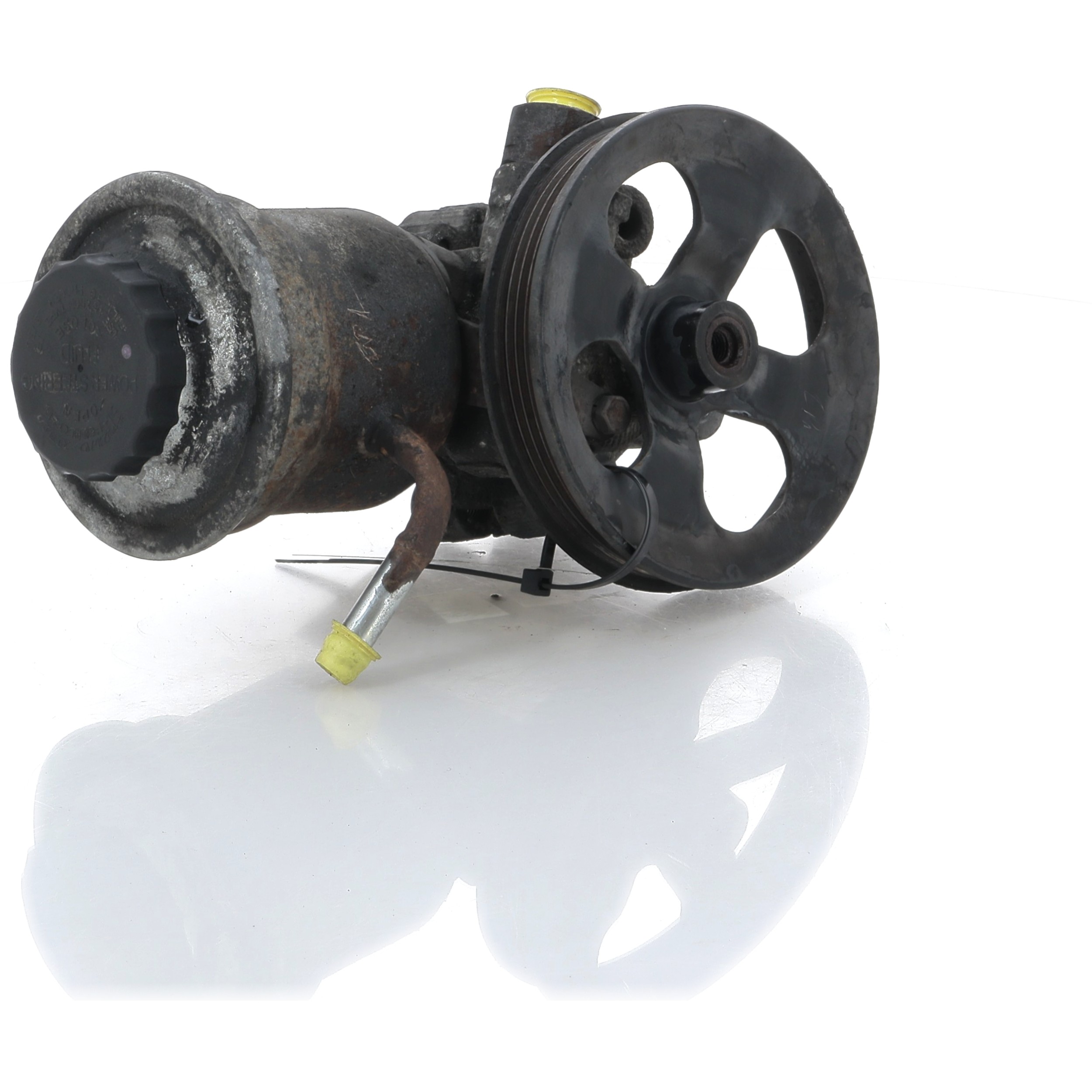 Pompe direction assistée TOYOTA YARIS 1 PH.1 réf. 4431052012 R0-8851N R0-8851N