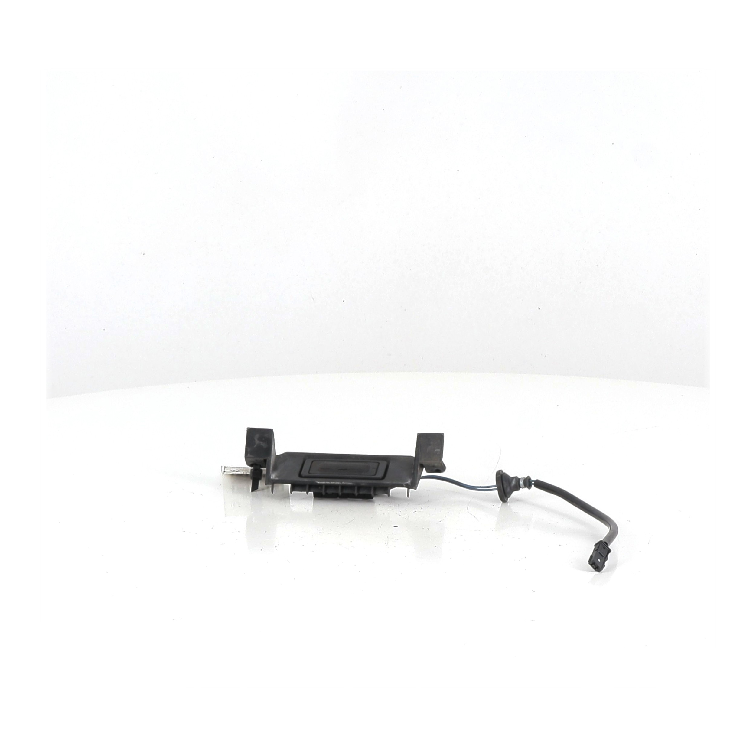 Poignée de hayon 20973013 - CHEVROLET CAPTIVA PH.3 2.2 VCDI - R1-1865A R1-1865A