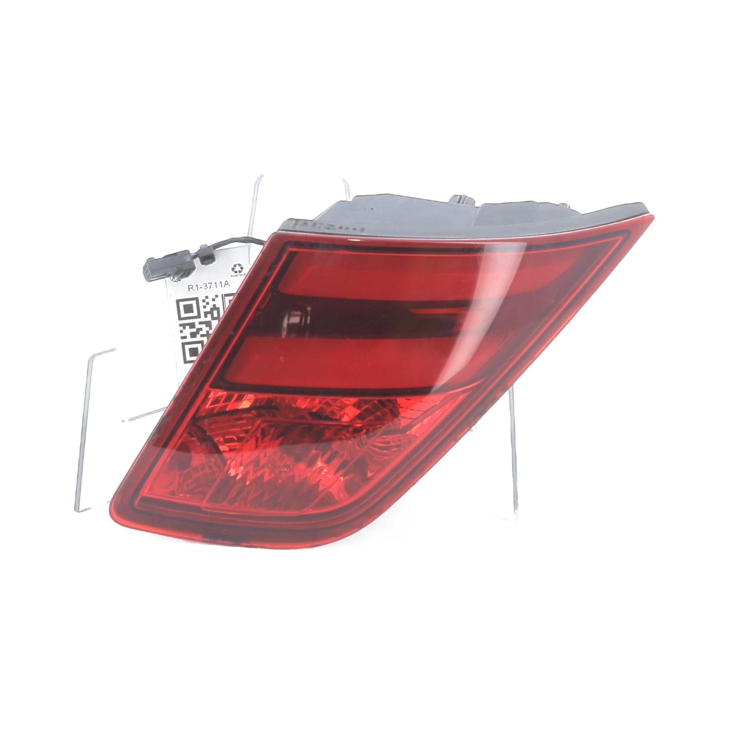 R1-3711A