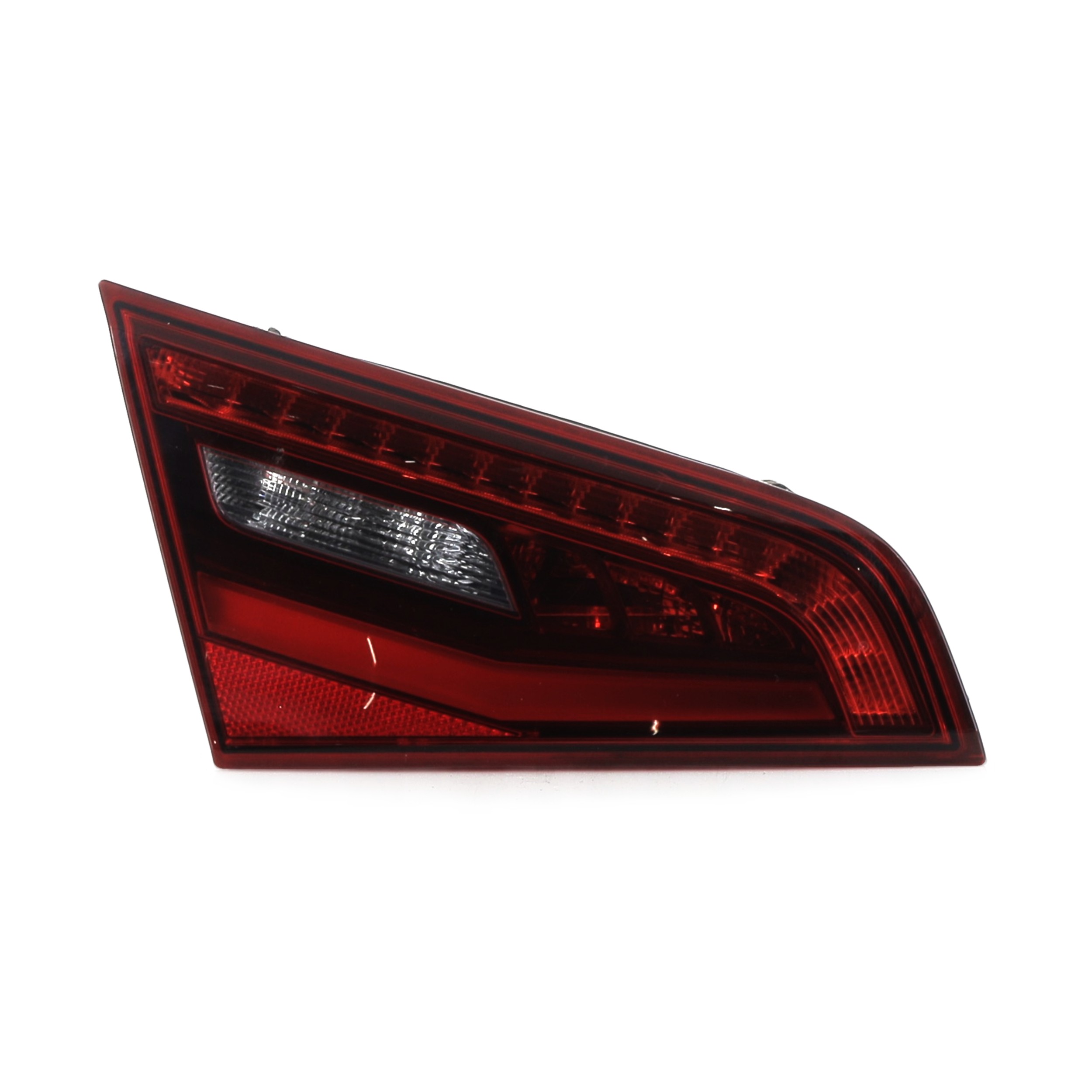 Feu de hayon gauche 8V4945093A - AUDI A3 3 PH 2 2.0 TDI - S1-2449M S1-2449M