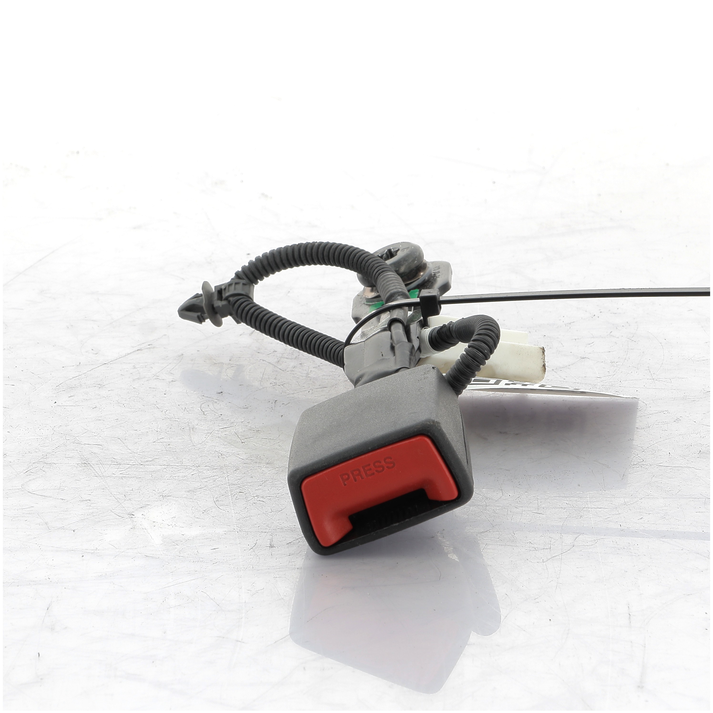 Attache ceinture avant droit KIA RIO 4 PH.1 T0-7682K T0-7682K