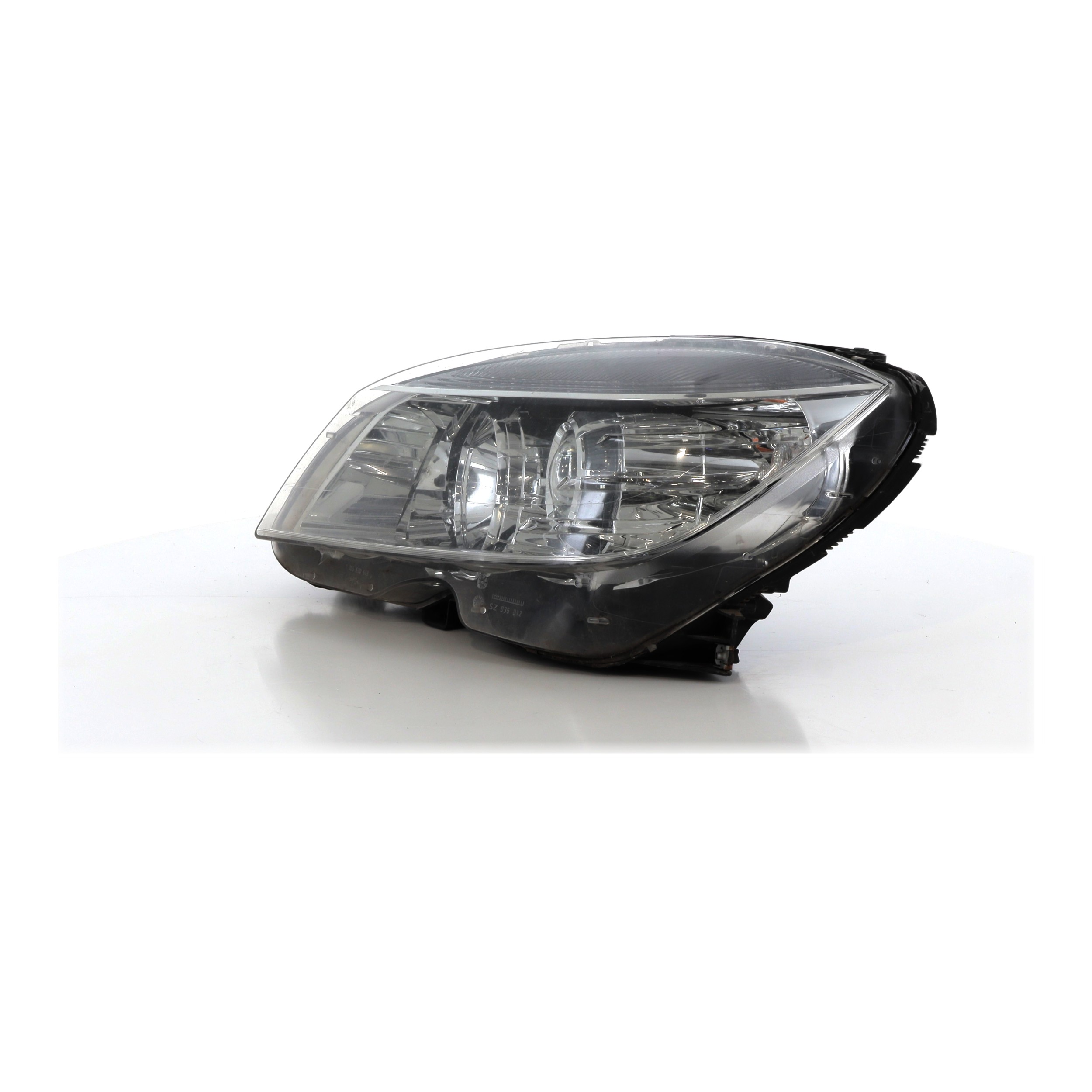 Phare gauche réf. 2048202159 MERCEDES CLASSE CLC 2 T0-9719I T0-9719I