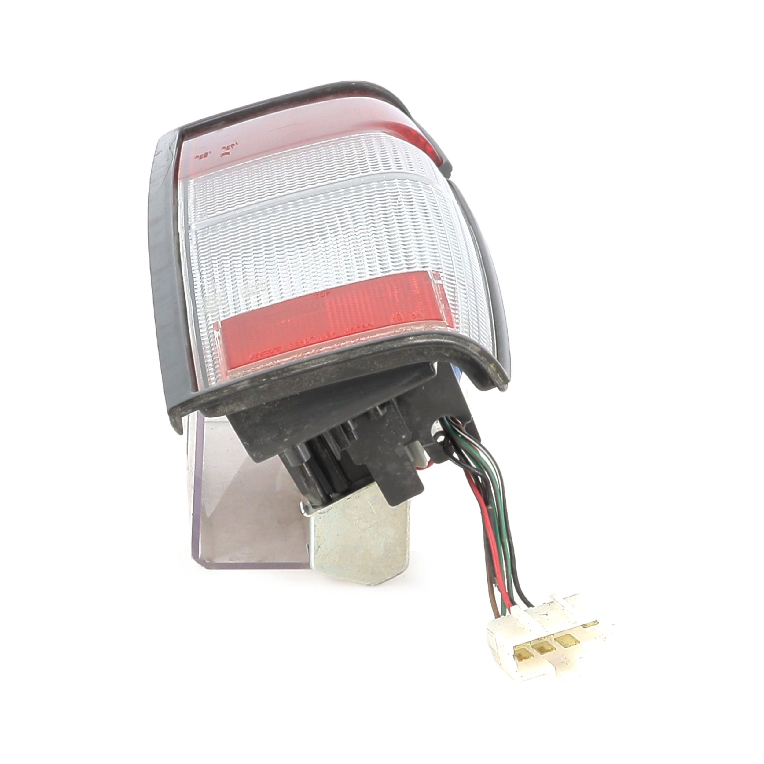 Feu arrière droit NISSAN PICK-UP 3 PH.2 réf. 26554-23G2A- U0-4505A U0-4505A