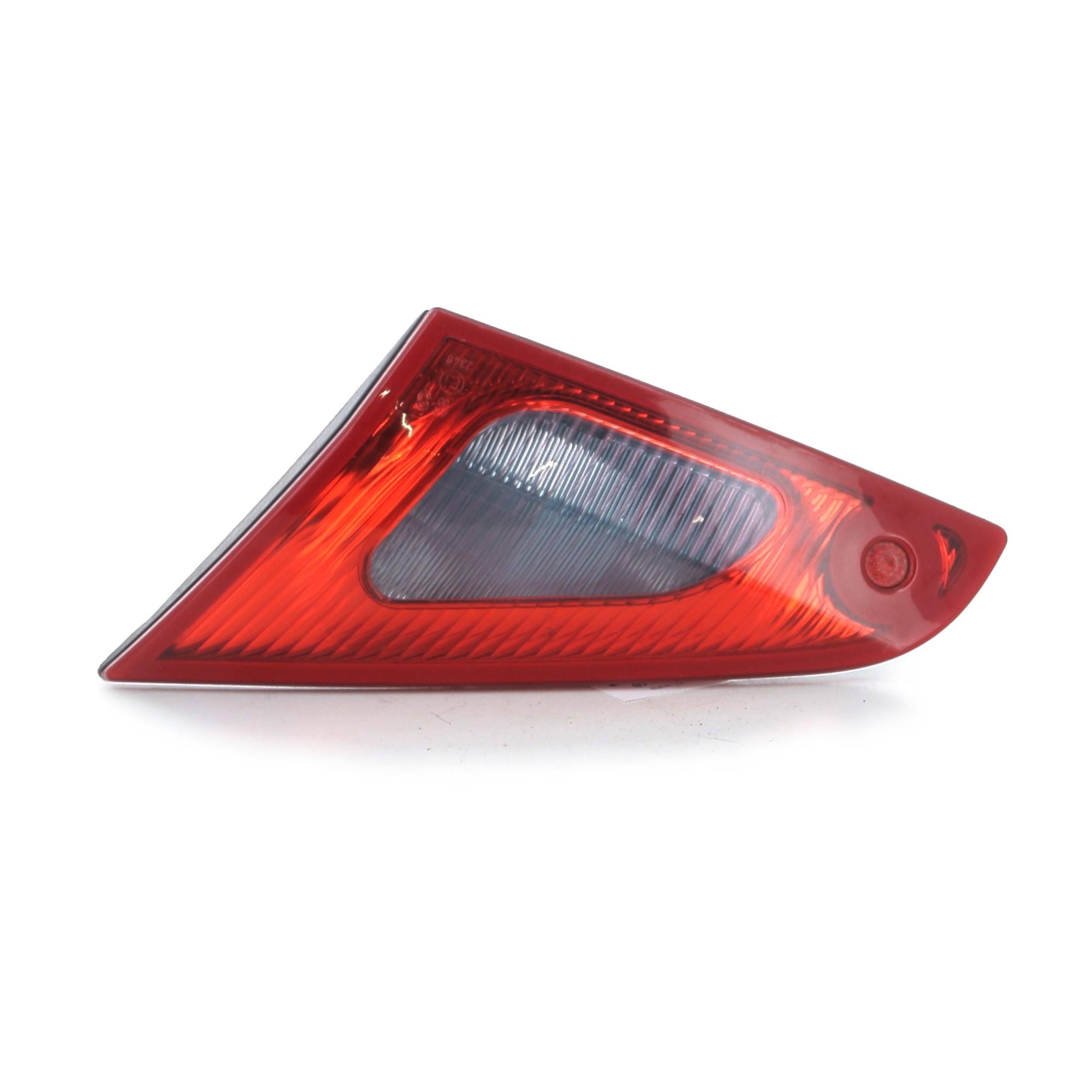 Feu de hayon droit 8336A030 - MITSUBISHI COLT CZ 6 PH.1 1.5 DI-D - U1-1014B U1-1014B