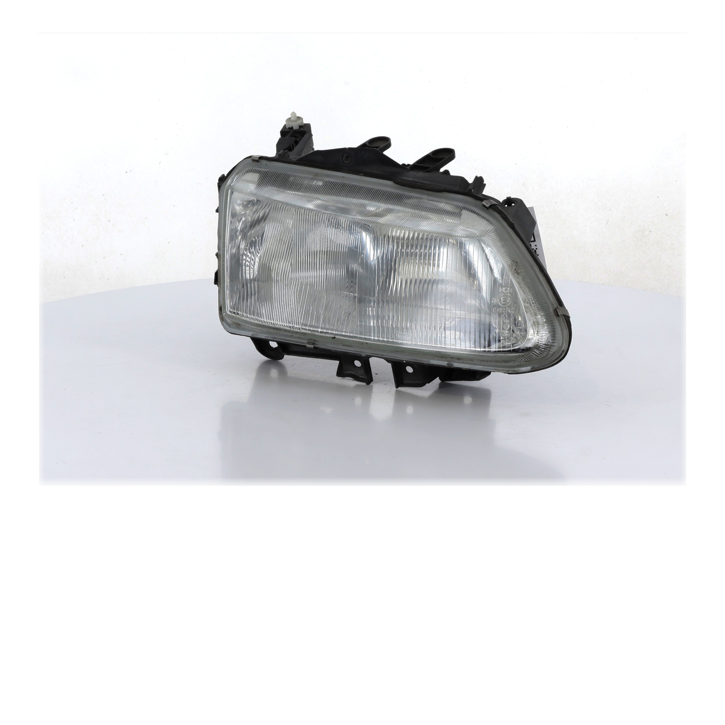 Phare droit réf. 7701038264 RENAULT LAGUNA 1 PH.1 W0-9929G W0-9929G