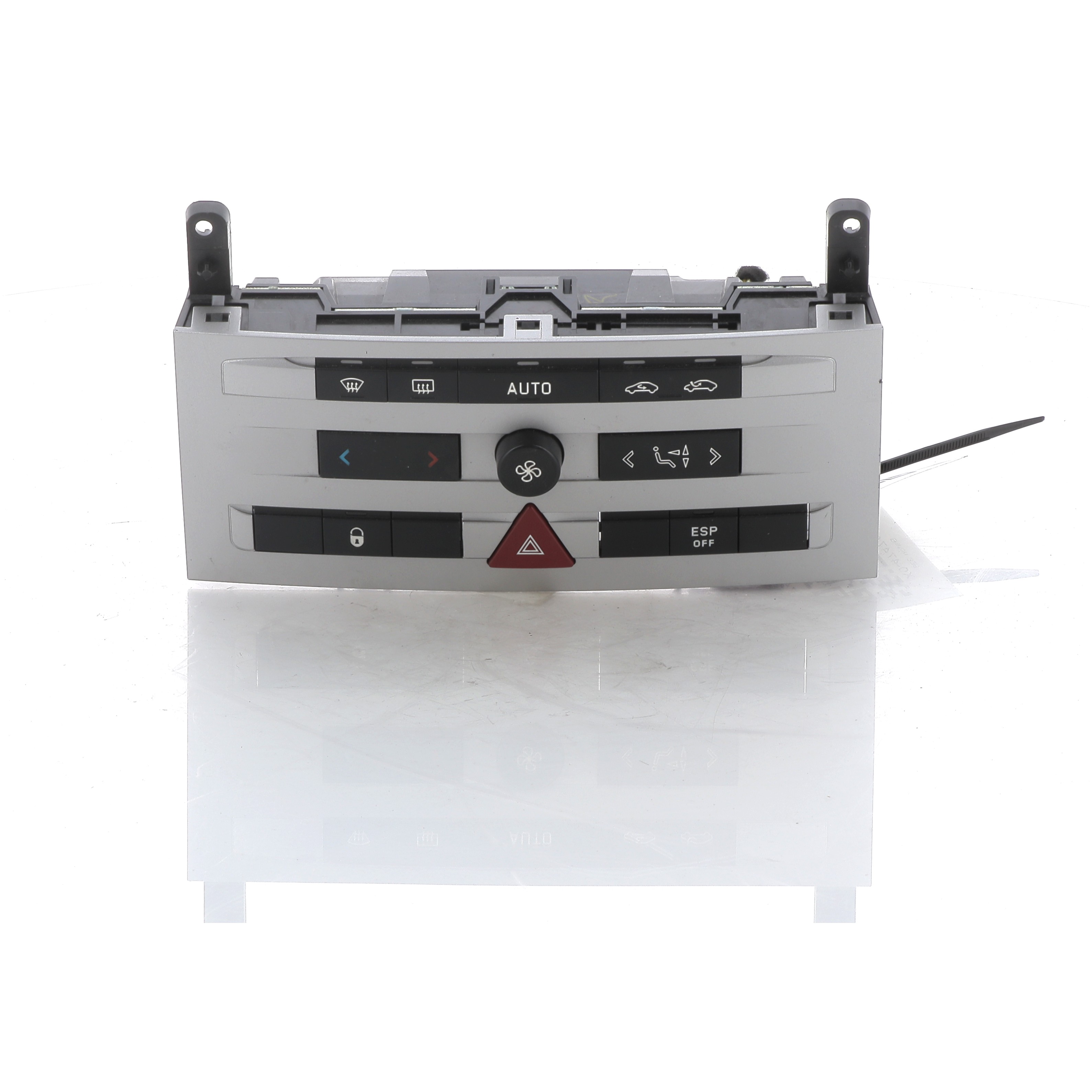 Commande de chauffage 6452L6 - PEUGEOT 407 PH.1 1.6 HDI - X0-4747A X0-4747A