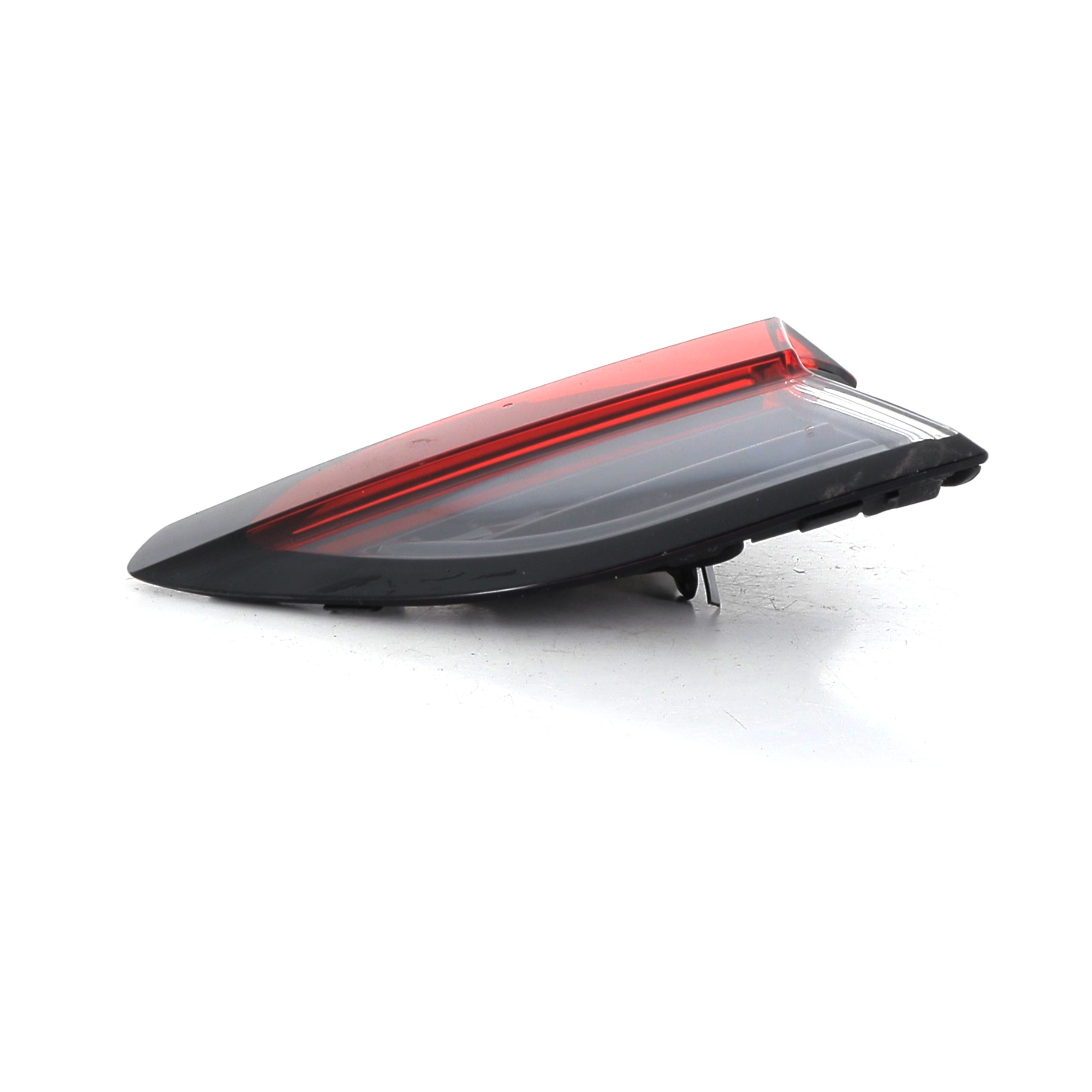 Feu de hayon droit 9830096280 - OPEL CORSA F PH.1 1.2T 130 - X1-0311M X1-0311M