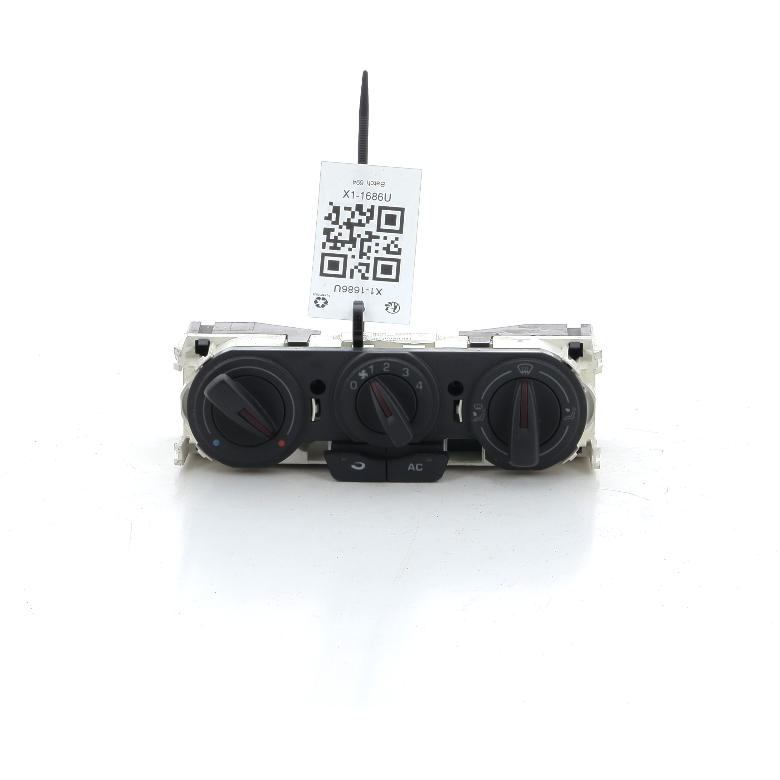 Commande de chauffage 6J0820045ANEE - SEAT IBIZA 4 PH.1 1.6 MPI - X1-1686U X1-1686U