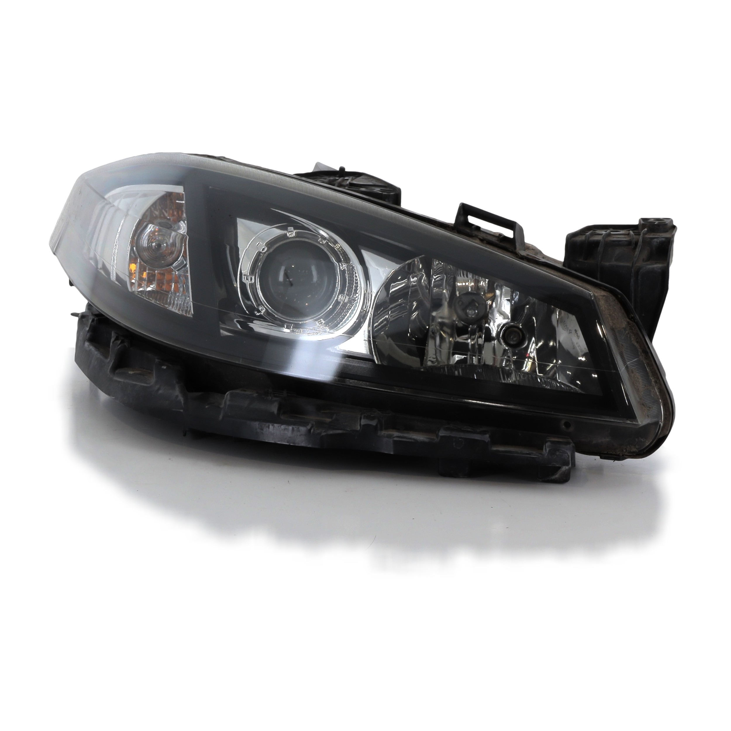 Phare droit réf. 7701476387 RENAULT LAGUNA 2 PH.2 X1-5637W X1-5637W