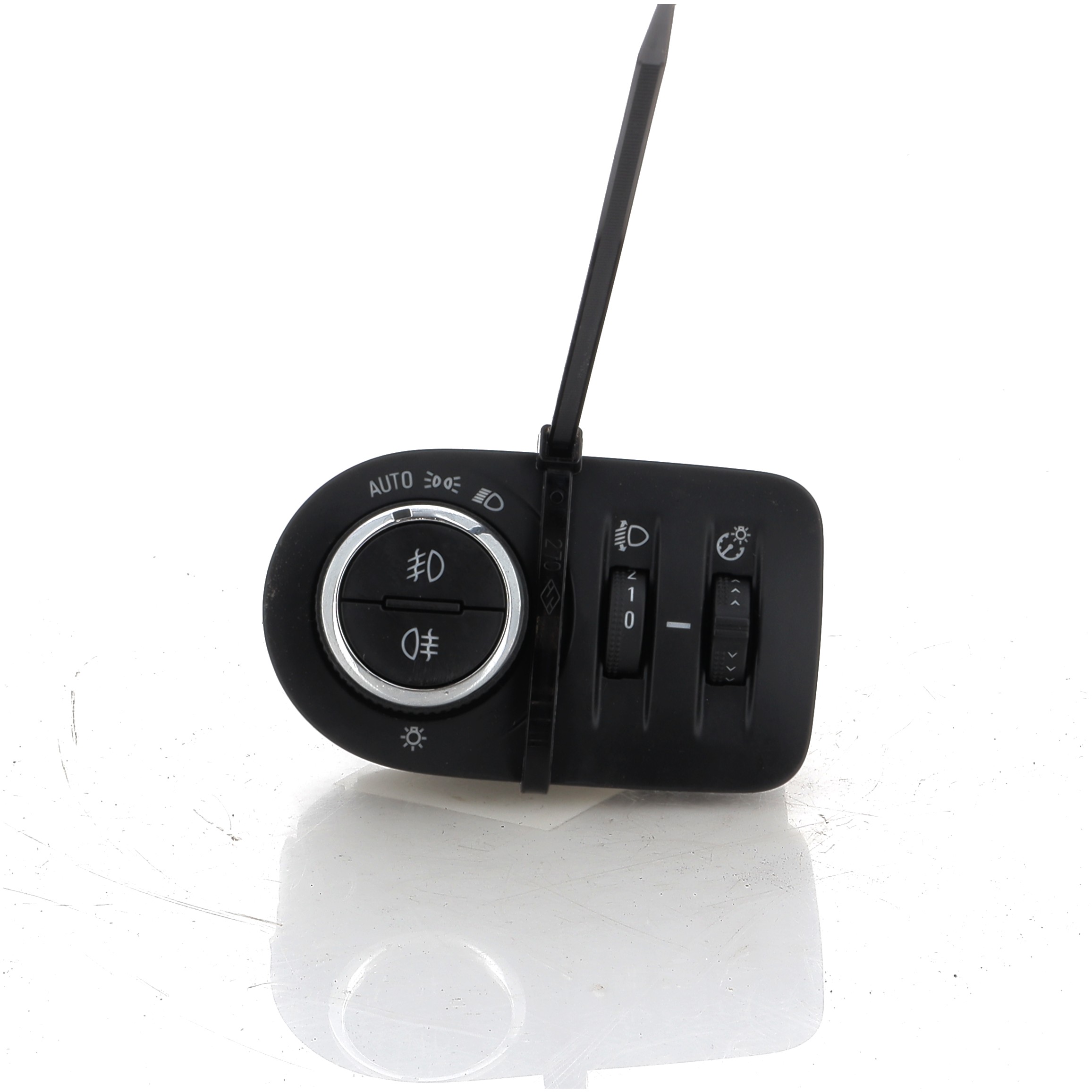 Interrupteur d'éclairage 39132265 - OPEL CROSSLAND X PH.1 1.2T - Y0-3675F Y0-3675F