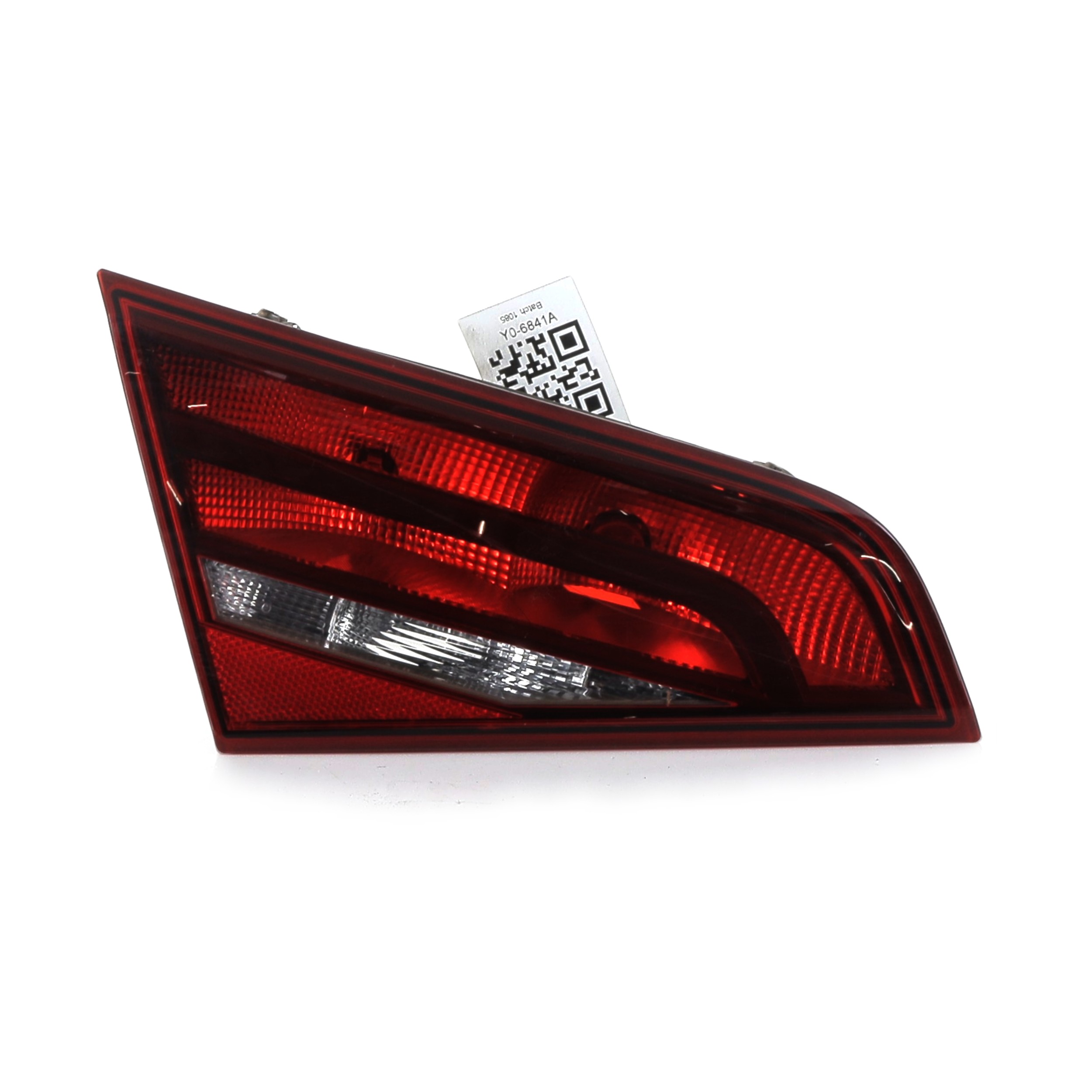 Feu de hayon gauche 8V4945093 - AUDI A3 SPORTBACK 3 PH.1 2.0 TDI - Y0-6841A Y0-6841A