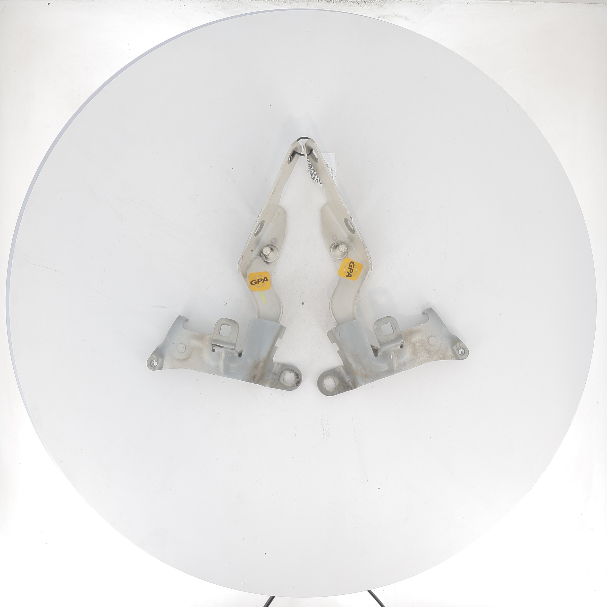 CHARNIERES DE CAPOT 654010075R - RENAULT CAPTUR 1 PH.1 DCI 90 - Y0-7881R Y0-7881R